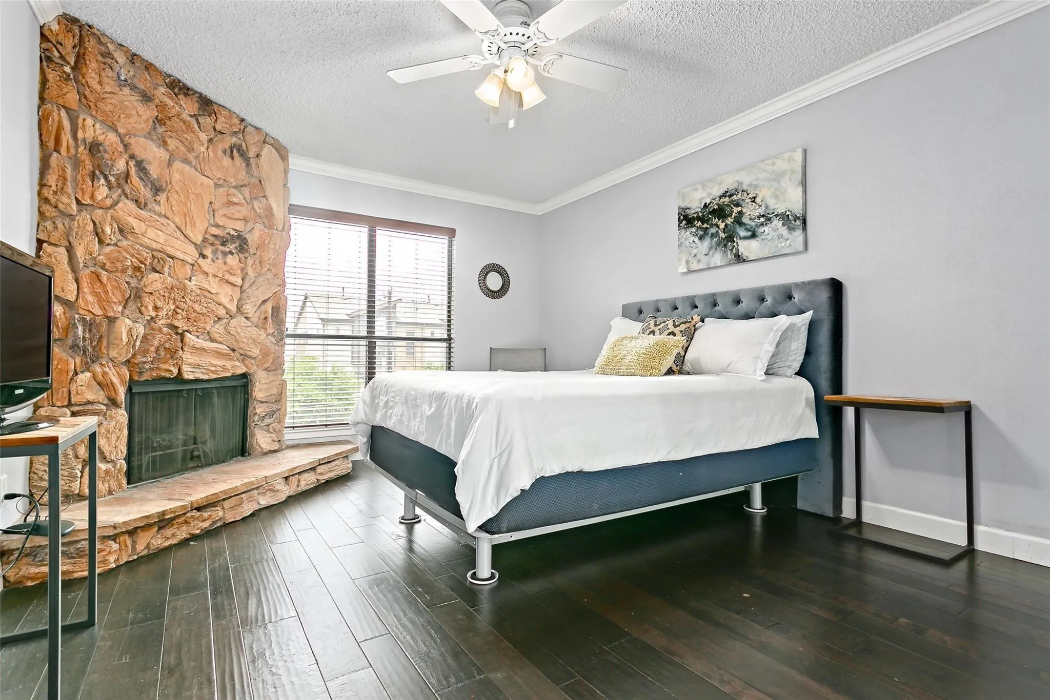 Condominium For Rent in Dallas County , 3314 Douglas Avenue 202, Dallas, Texas 75219, 2 Bedroom, 3 Bathroom, Garage spaces, 1,336 Sqft, built in 1984, mls#21277476, Real Estate Agent in Dallas, Homes For Rent in Dallas county, Homes For Rent in Dallas, Realtor in Dallas Texas, Real Estate Brokerage Independent Realty Texas, Luminita Cordes Realtor