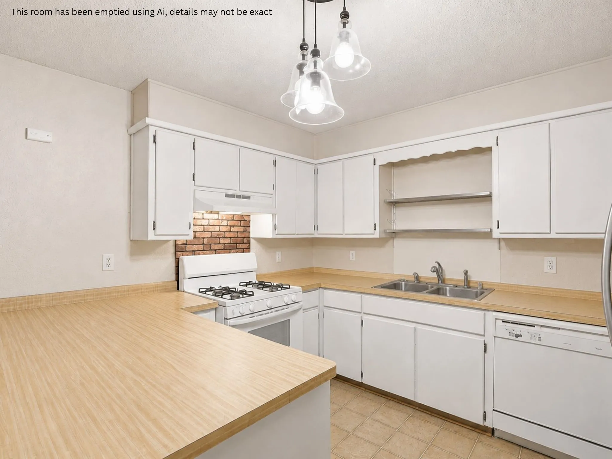 Single Family Residence For Sale in Hood County , 606 E Barton Street, Granbury, Texas 76048, 3 Bedroom, 1 Bathroom, 1 Garage spaces, 1,188 Sqft, built in 1980, mls#21267567, Real Estate Agent in Granbury, Homes For Sale in Hood county, Homes For Sale in Granbury, Realtor in Granbury Texas, Real Estate Brokerage Independent Realty Texas, Luminita Cordes Realtor