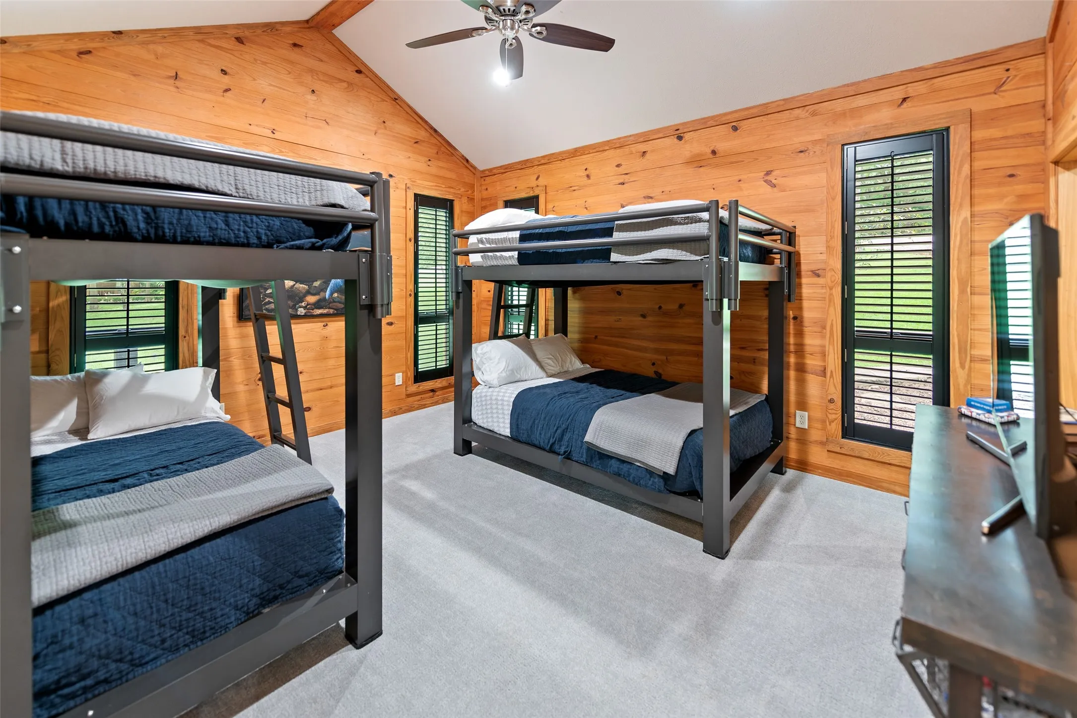 Bedroom-Bunkroom