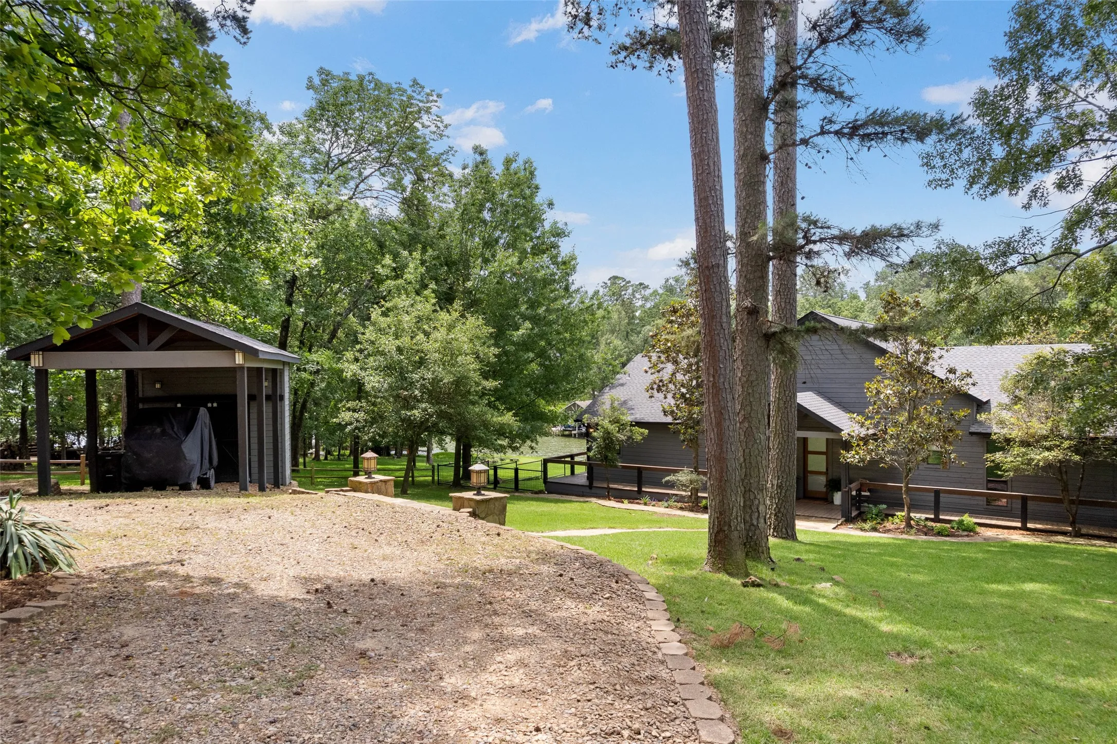 Carport
