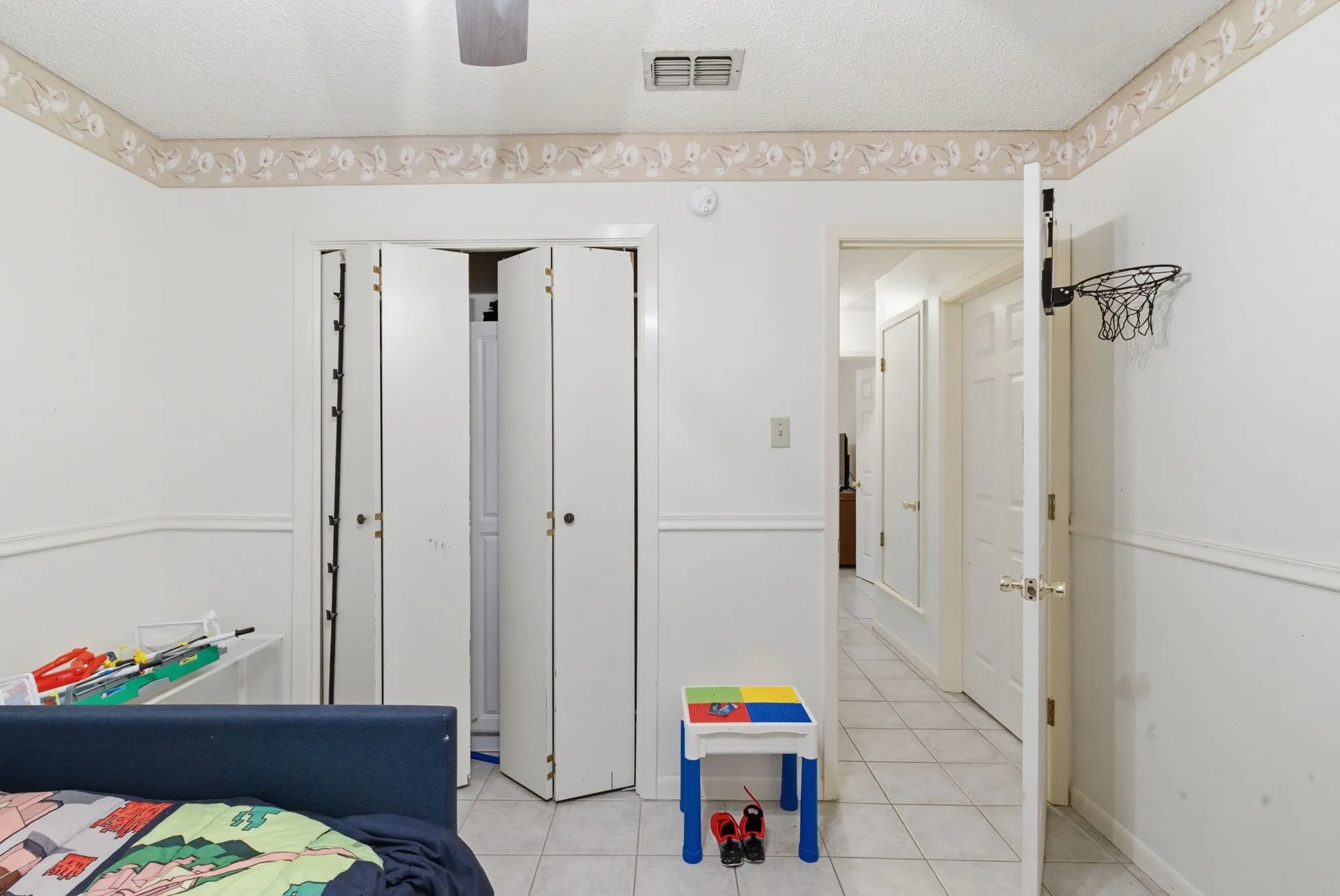 For Sale in Erath County , 209 Moonlight- Trail, Stephenville, Texas 76401, 3 Bedroom, 2 Bathroom, 2 Garage spaces, 0 Sqft, built in 1981, mls#21276346, Real Estate Agent in Stephenville, Homes For Sale in Erath county, Homes For Sale in Stephenville, Realtor in Stephenville Texas, Real Estate Brokerage Independent Realty Texas, Luminita Cordes Realtor