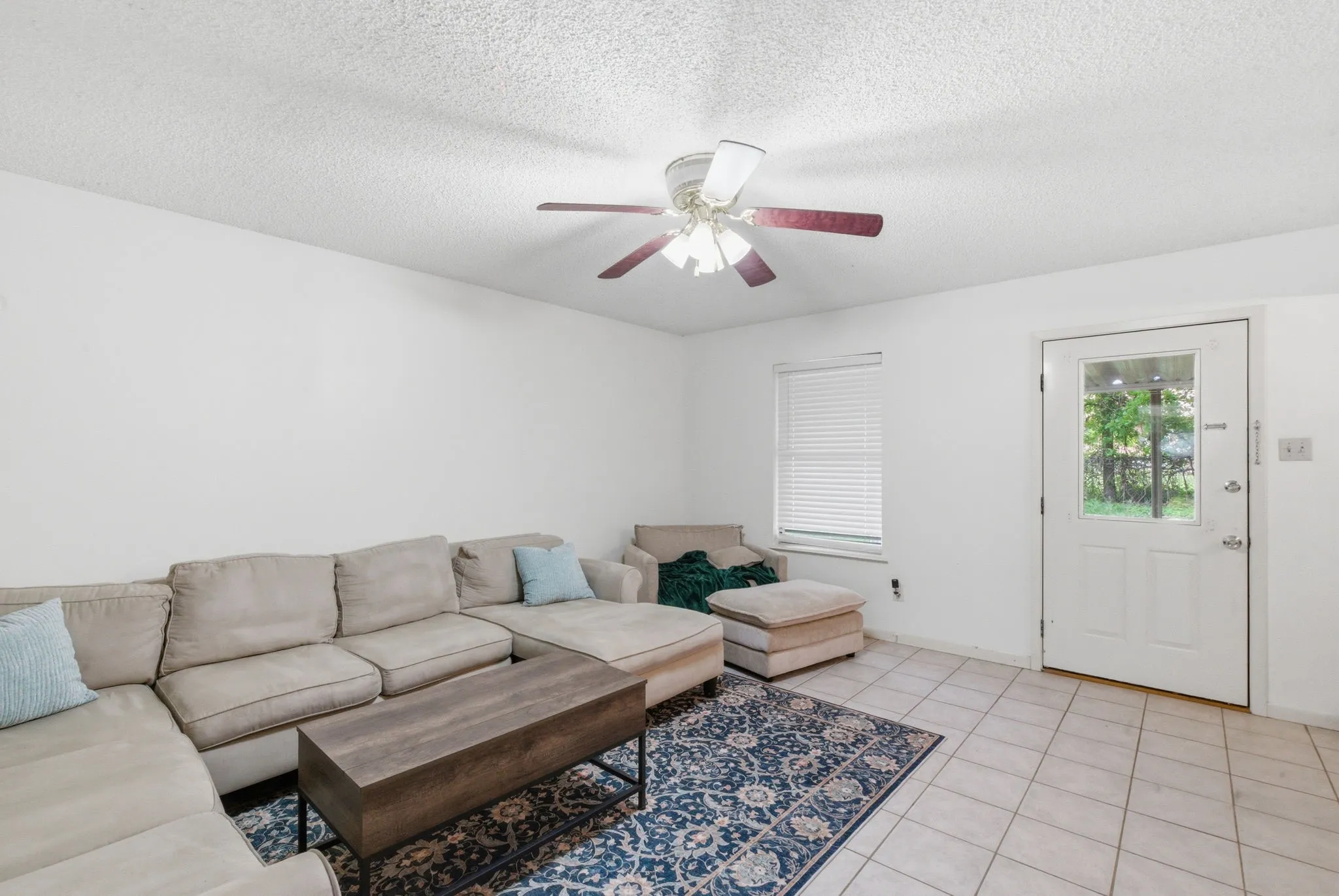 For Sale in Erath County , 209 Moonlight- Trail, Stephenville, Texas 76401, 3 Bedroom, 2 Bathroom, 2 Garage spaces, 0 Sqft, built in 1981, mls#21276346, Real Estate Agent in Stephenville, Homes For Sale in Erath county, Homes For Sale in Stephenville, Realtor in Stephenville Texas, Real Estate Brokerage Independent Realty Texas, Luminita Cordes Realtor