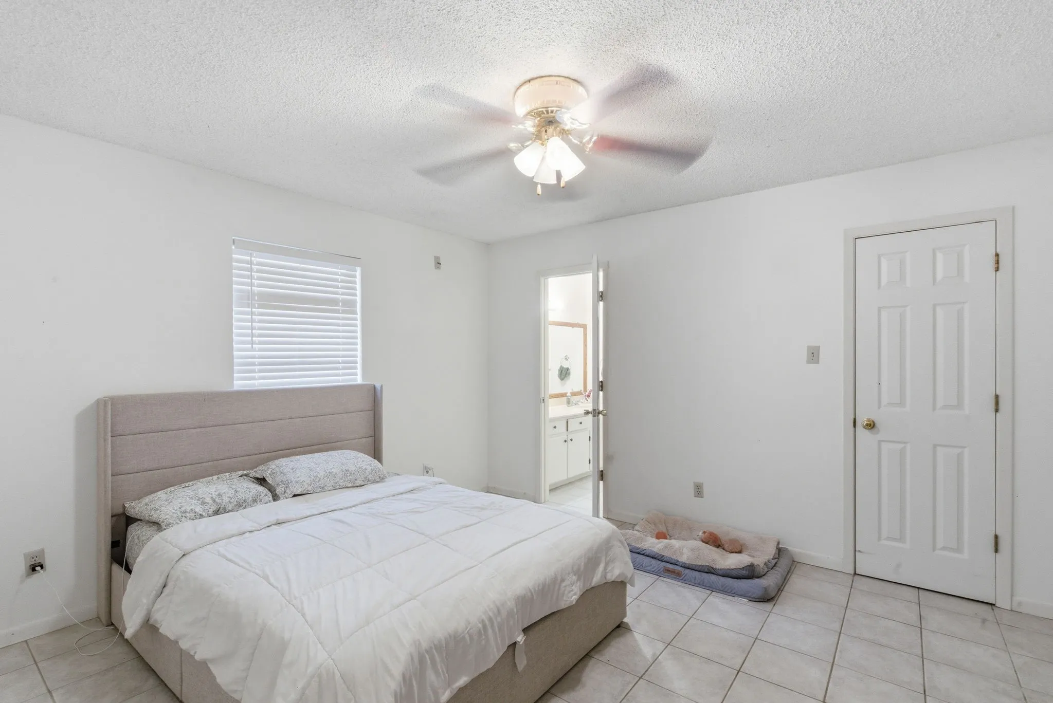 For Sale in Erath County , 209 Moonlight- Trail, Stephenville, Texas 76401, 3 Bedroom, 2 Bathroom, 2 Garage spaces, 0 Sqft, built in 1981, mls#21276346, Real Estate Agent in Stephenville, Homes For Sale in Erath county, Homes For Sale in Stephenville, Realtor in Stephenville Texas, Real Estate Brokerage Independent Realty Texas, Luminita Cordes Realtor