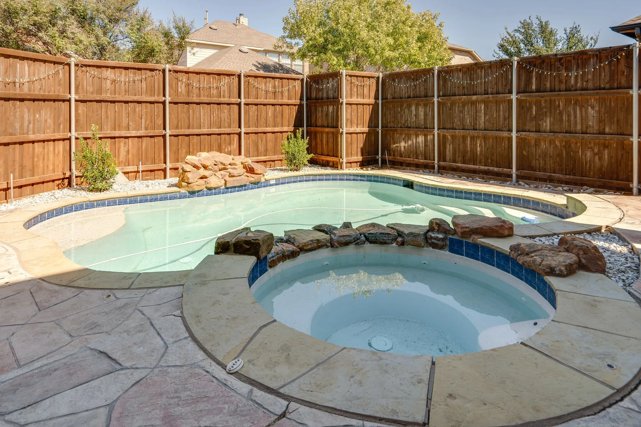 Single Family Residence For Rent in Denton County , 2746 Nightwind Court, Frisco, Texas 75034, 4 Bedroom, 4 Bathroom, 2 Garage spaces, 4,026 Sqft, built in 2004, mls#21274628, Real Estate Agent in Frisco, Homes For Rent in Denton county, Homes For Rent in Frisco, Realtor in Frisco Texas, Real Estate Brokerage Independent Realty Texas, Luminita Cordes Realtor