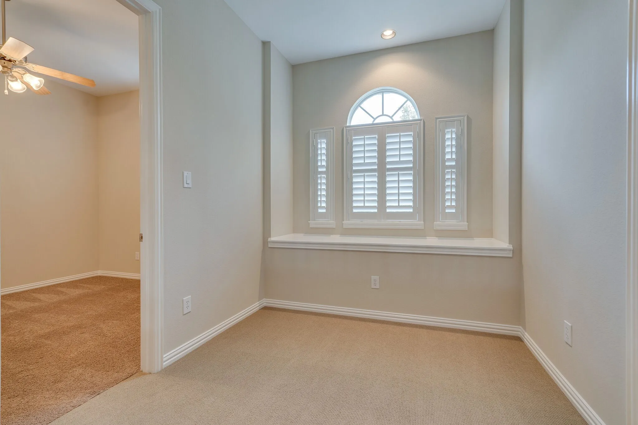 Single Family Residence For Rent in Denton County , 2746 Nightwind Court, Frisco, Texas 75034, 4 Bedroom, 4 Bathroom, 2 Garage spaces, 4,026 Sqft, built in 2004, mls#21274628, Real Estate Agent in Frisco, Homes For Rent in Denton county, Homes For Rent in Frisco, Realtor in Frisco Texas, Real Estate Brokerage Independent Realty Texas, Luminita Cordes Realtor