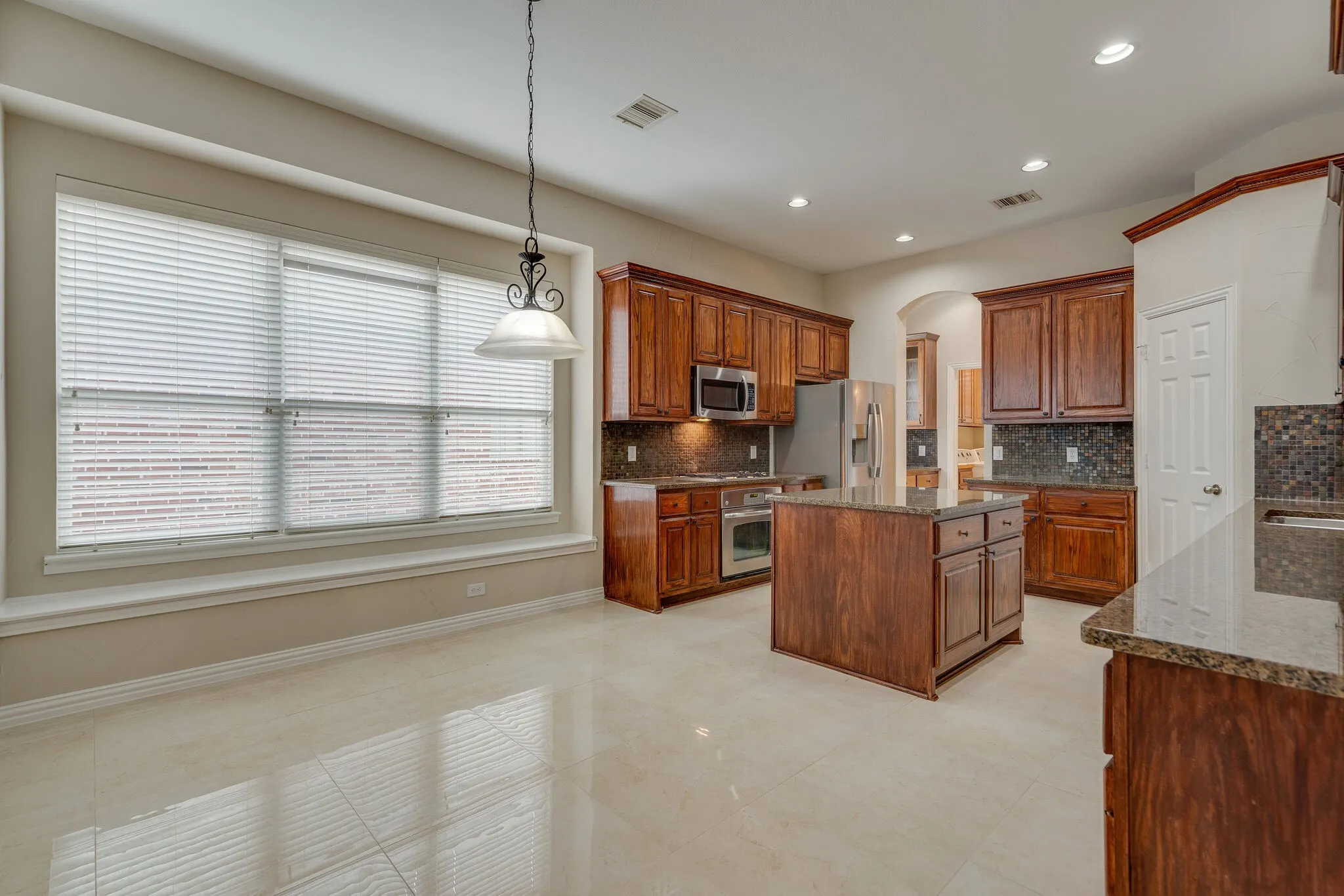 Single Family Residence For Rent in Denton County , 2746 Nightwind Court, Frisco, Texas 75034, 4 Bedroom, 4 Bathroom, 2 Garage spaces, 4,026 Sqft, built in 2004, mls#21274628, Real Estate Agent in Frisco, Homes For Rent in Denton county, Homes For Rent in Frisco, Realtor in Frisco Texas, Real Estate Brokerage Independent Realty Texas, Luminita Cordes Realtor