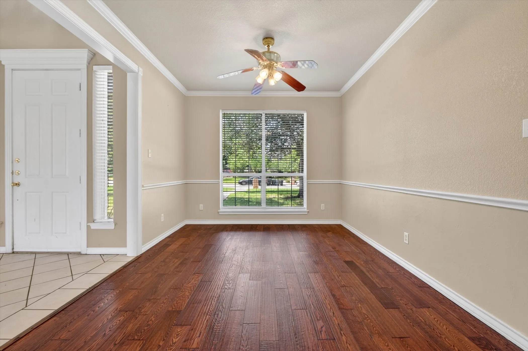 Single Family Residence For Rent in Tarrant County , 914 Dove Creek Trail, Southlake, Texas 76092, 5 Bedroom, 4 Bathroom, 2 Garage spaces, 3,151 Sqft, built in 1998, mls#21274710, Real Estate Agent in Southlake, Homes For Rent in Tarrant county, Homes For Rent in Southlake, Realtor in Southlake Texas, Real Estate Brokerage Independent Realty Texas, Luminita Cordes Realtor