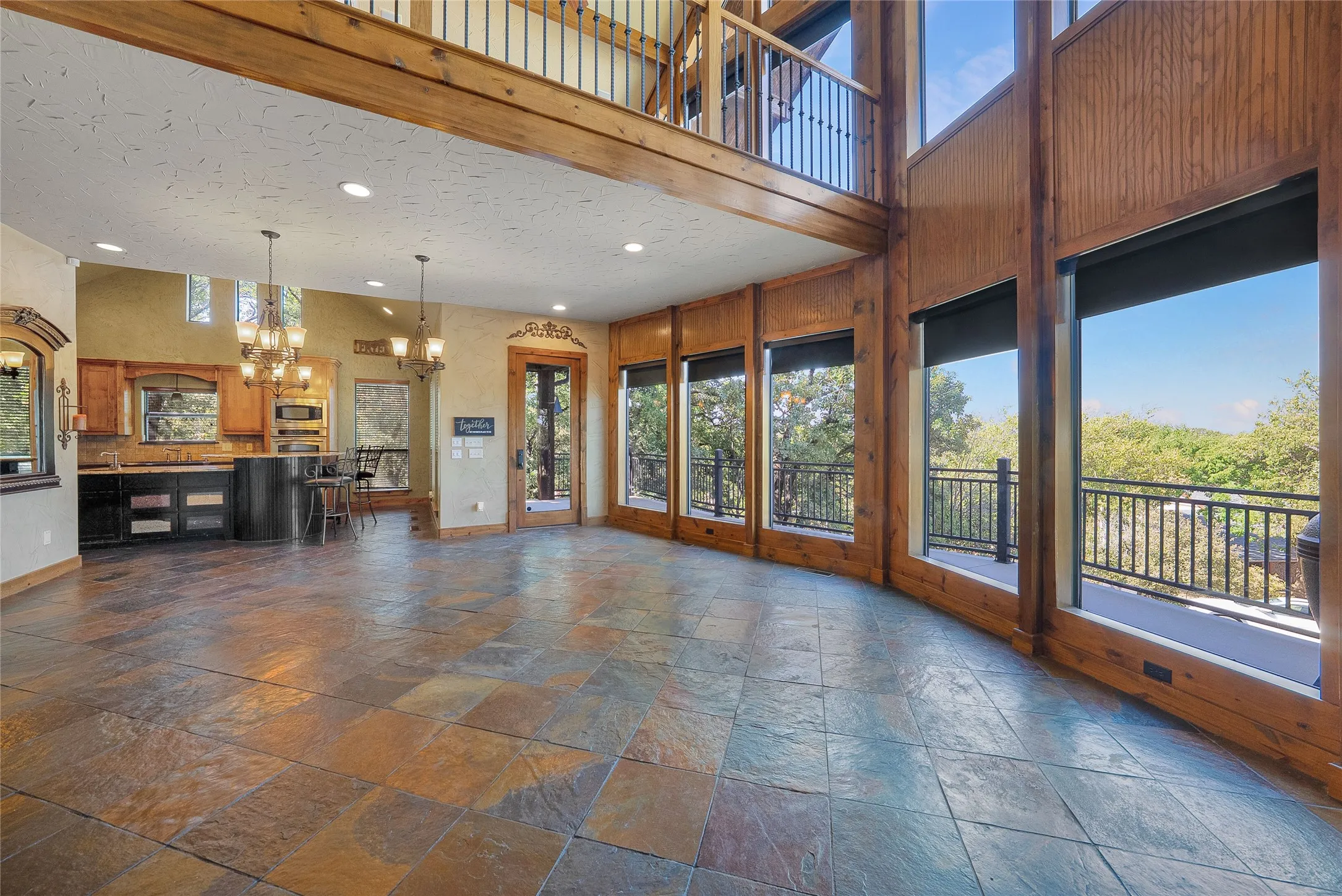 Single Family Residence For Sale in Denton County , 9205 Old Cross Timbers Road, Flower Mound, Texas 75022, 3 Bedroom, 3 Bathroom, 3 Garage spaces, 2,520 Sqft, built in 2005, mls#21259451, Real Estate Agent in Flower Mound, Homes For Sale in Denton county, Homes For Sale in Flower Mound, Realtor in Flower Mound Texas, Real Estate Brokerage Independent Realty Texas, Luminita Cordes Realtor