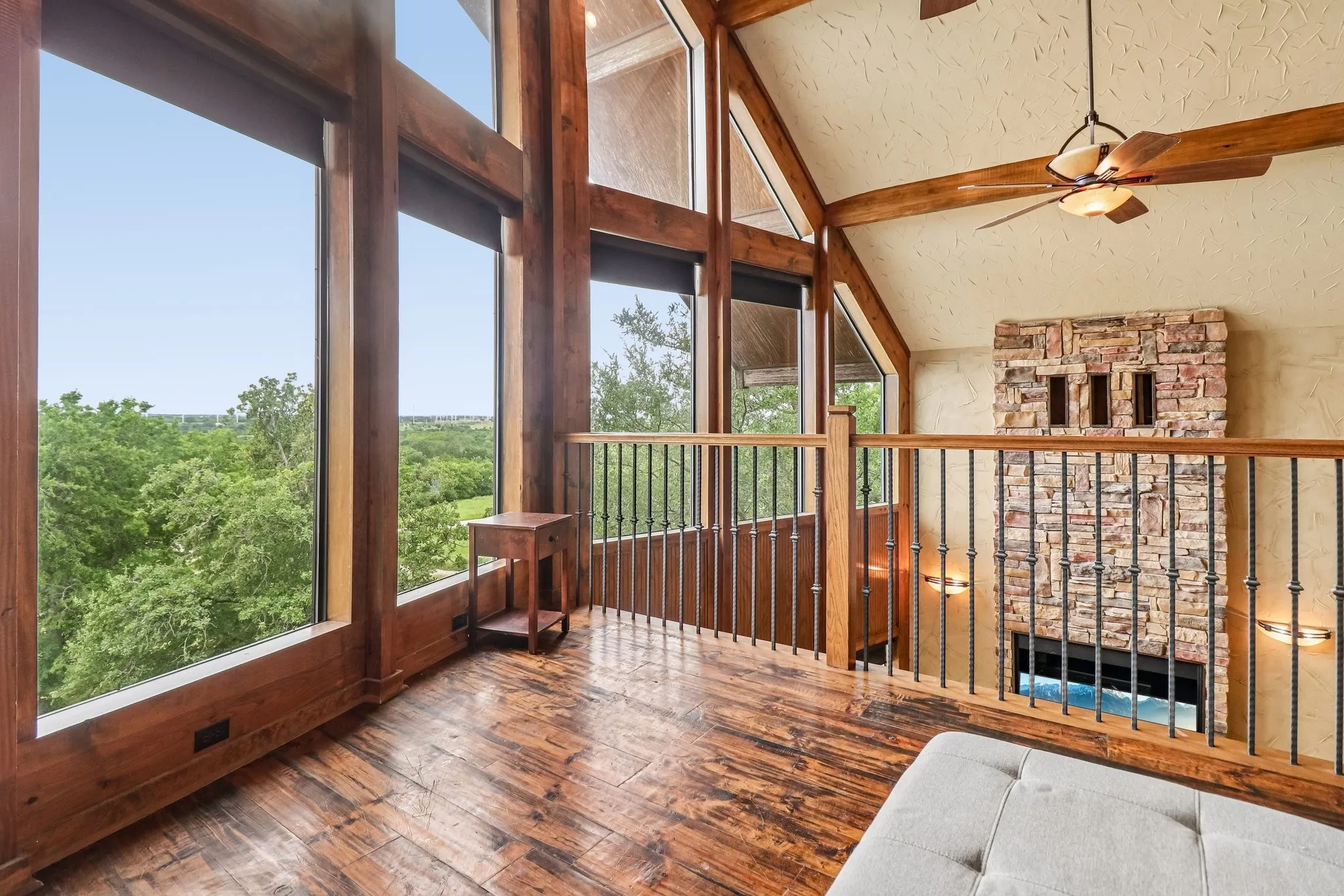 Single Family Residence For Sale in Denton County , 9205 Old Cross Timbers Road, Flower Mound, Texas 75022, 3 Bedroom, 3 Bathroom, 3 Garage spaces, 2,520 Sqft, built in 2005, mls#21259451, Real Estate Agent in Flower Mound, Homes For Sale in Denton county, Homes For Sale in Flower Mound, Realtor in Flower Mound Texas, Real Estate Brokerage Independent Realty Texas, Luminita Cordes Realtor