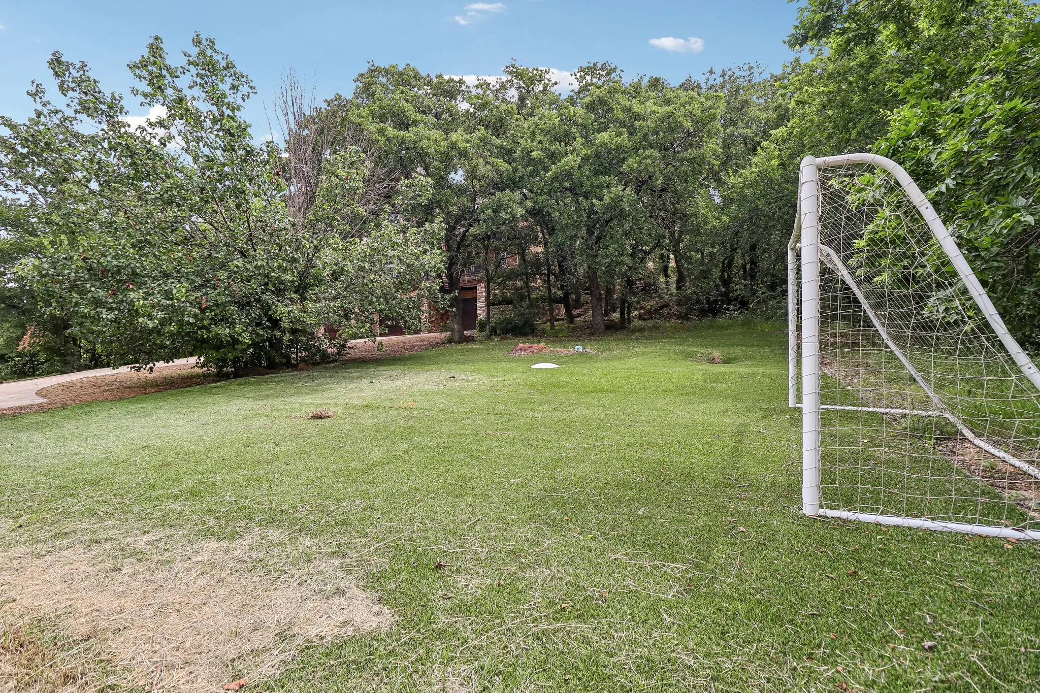 Single Family Residence For Sale in Denton County , 9205 Old Cross Timbers Road, Flower Mound, Texas 75022, 3 Bedroom, 3 Bathroom, 3 Garage spaces, 2,520 Sqft, built in 2005, mls#21259451, Real Estate Agent in Flower Mound, Homes For Sale in Denton county, Homes For Sale in Flower Mound, Realtor in Flower Mound Texas, Real Estate Brokerage Independent Realty Texas, Luminita Cordes Realtor