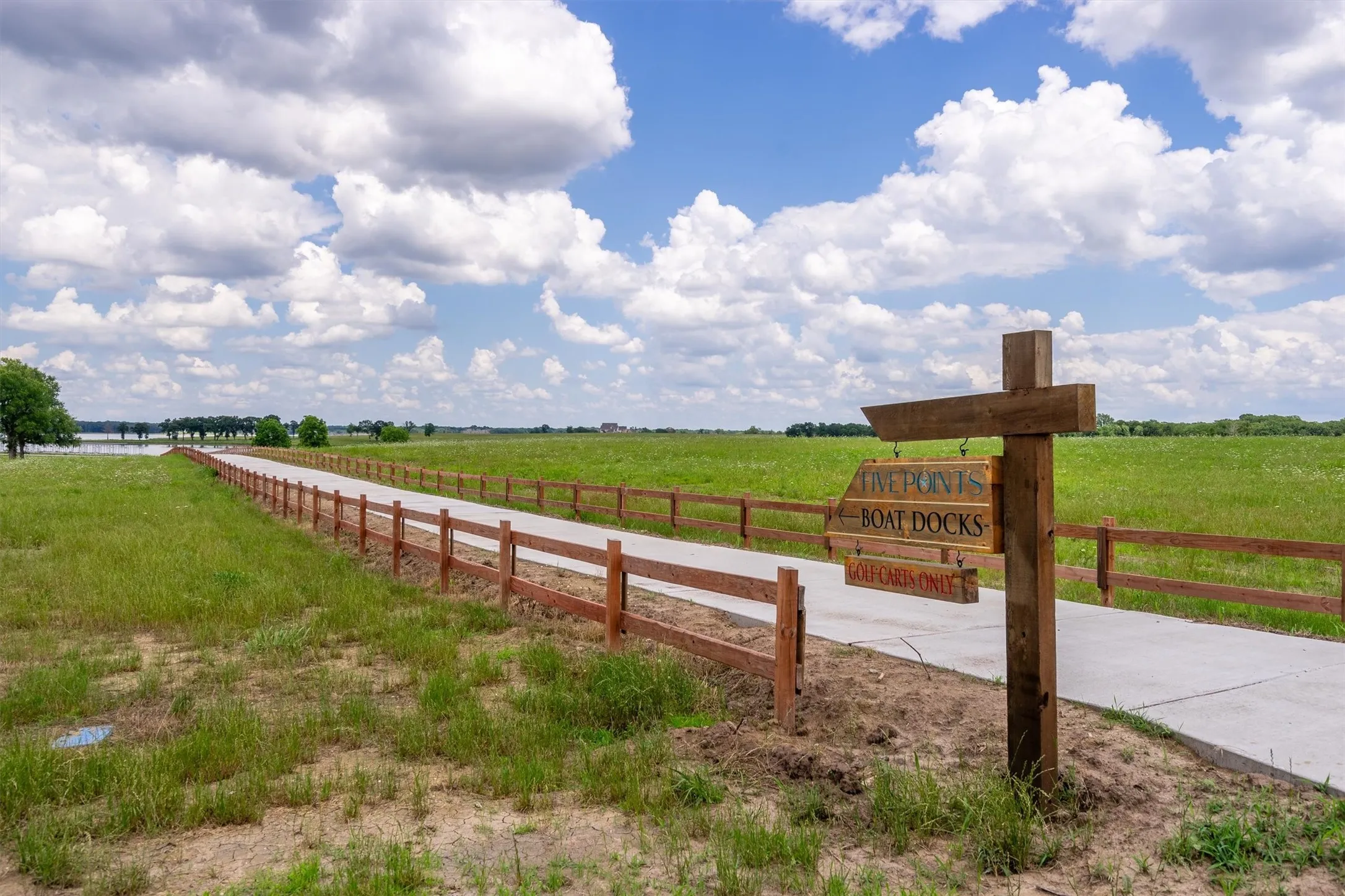 Improved Land For Sale in Fannin County , 220 Lakeshore Lane, Windom, Texas 75492, 0, 0, Garage spaces, 0 Sqft, built in 0, mls#21276242, Real Estate Agent in Windom, Homes For Sale in Fannin county, Homes For Sale in Windom, Realtor in Windom Texas, Real Estate Brokerage Independent Realty Texas, Luminita Cordes Realtor
