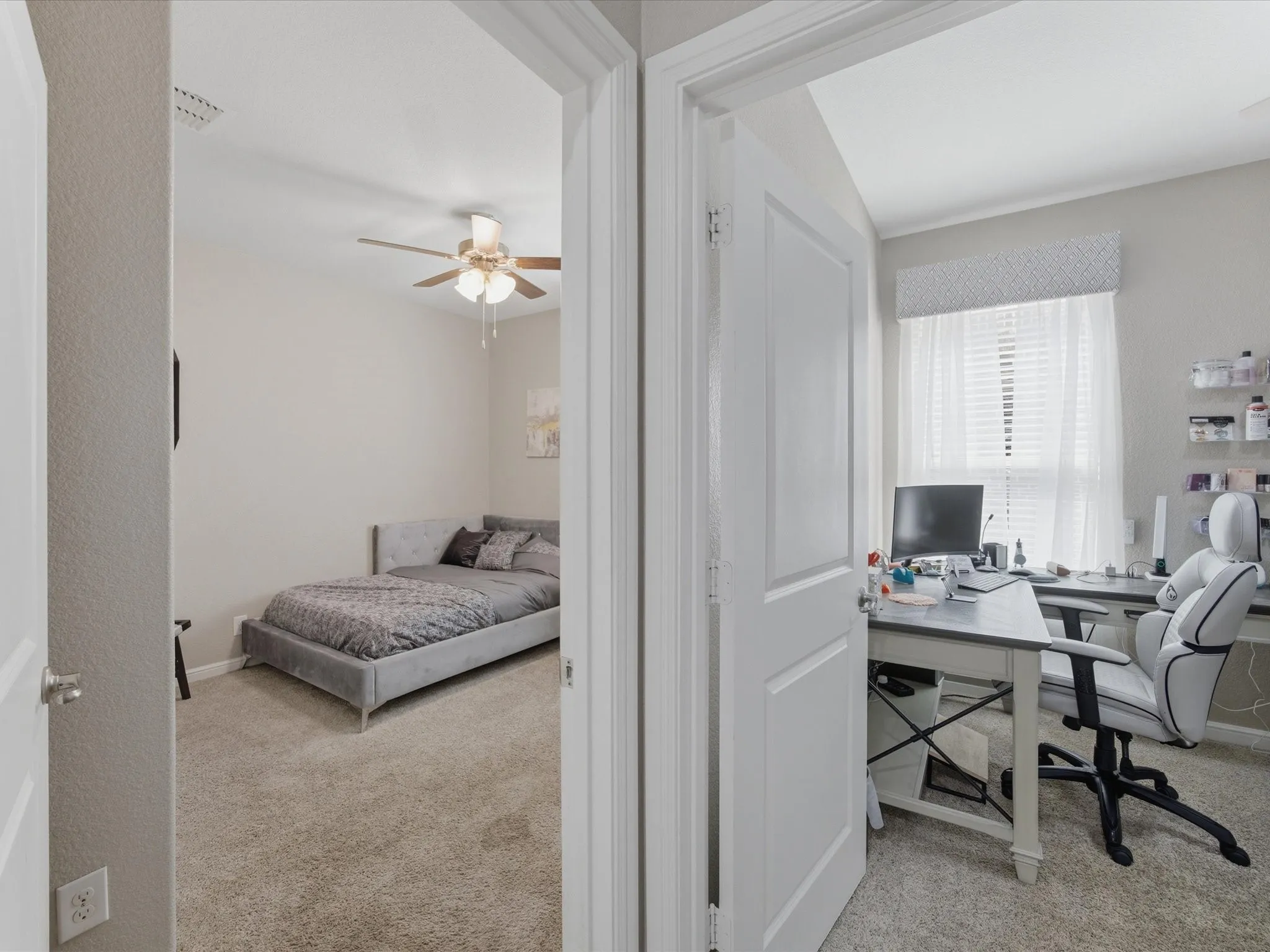 Adjoining bedrooms. 1st floor.