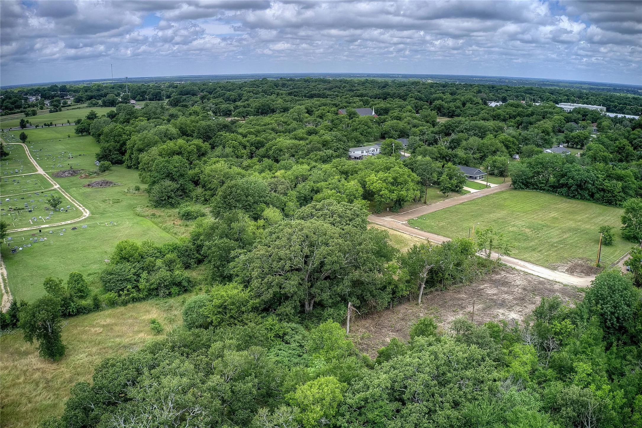 Unimproved Land For Sale in Hunt County , TBD Sycamore Street, Commerce, Texas 75428, 0, 0, Garage spaces, 0 Sqft, built in 0, mls#21277580, Real Estate Agent in Commerce, Homes For Sale in Hunt county, Homes For Sale in Commerce, Realtor in Commerce Texas, Real Estate Brokerage Independent Realty Texas, Luminita Cordes Realtor