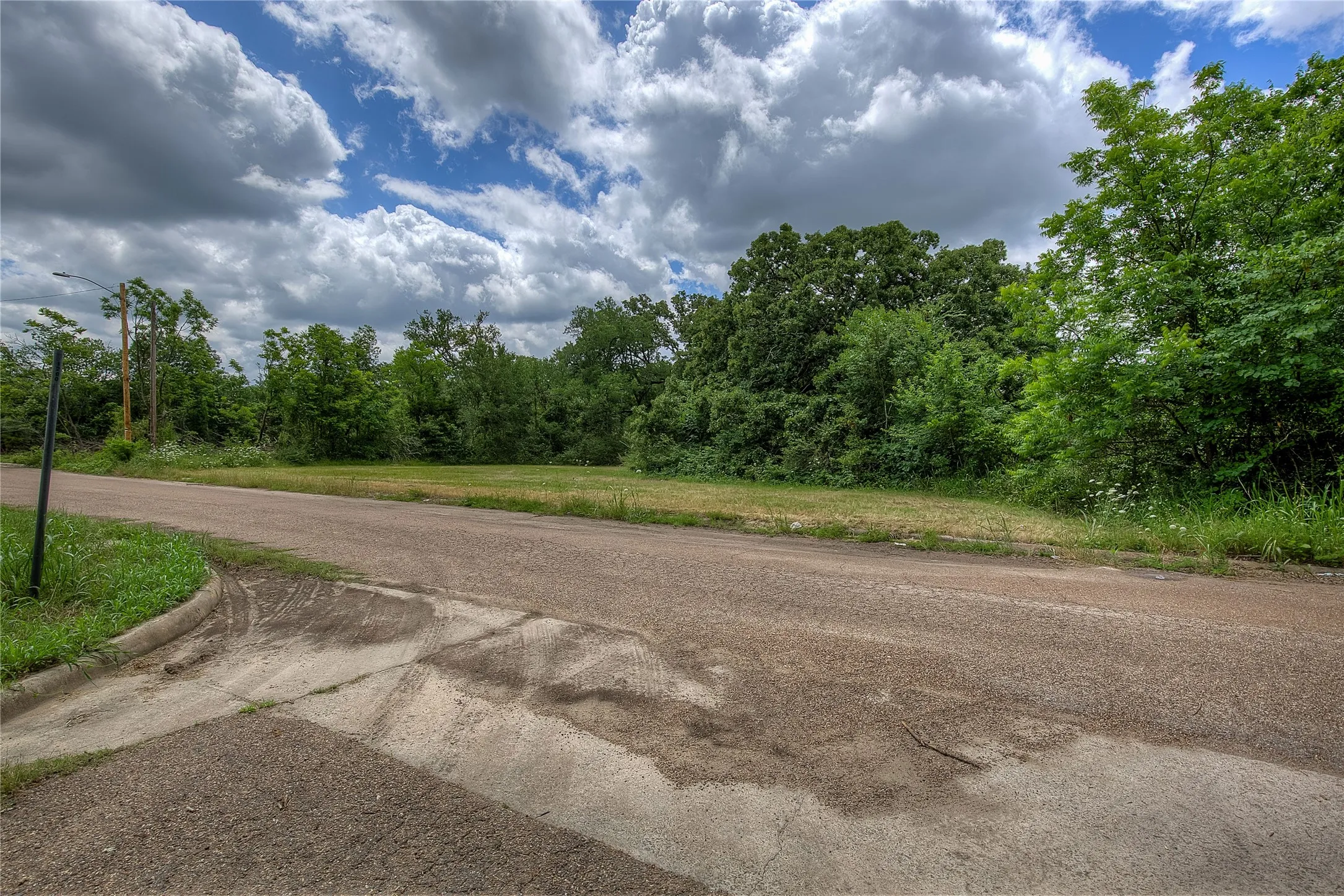 Unimproved Land For Sale in Hunt County , TBD Sycamore Street, Commerce, Texas 75428, 0, 0, Garage spaces, 0 Sqft, built in 0, mls#21277580, Real Estate Agent in Commerce, Homes For Sale in Hunt county, Homes For Sale in Commerce, Realtor in Commerce Texas, Real Estate Brokerage Independent Realty Texas, Luminita Cordes Realtor