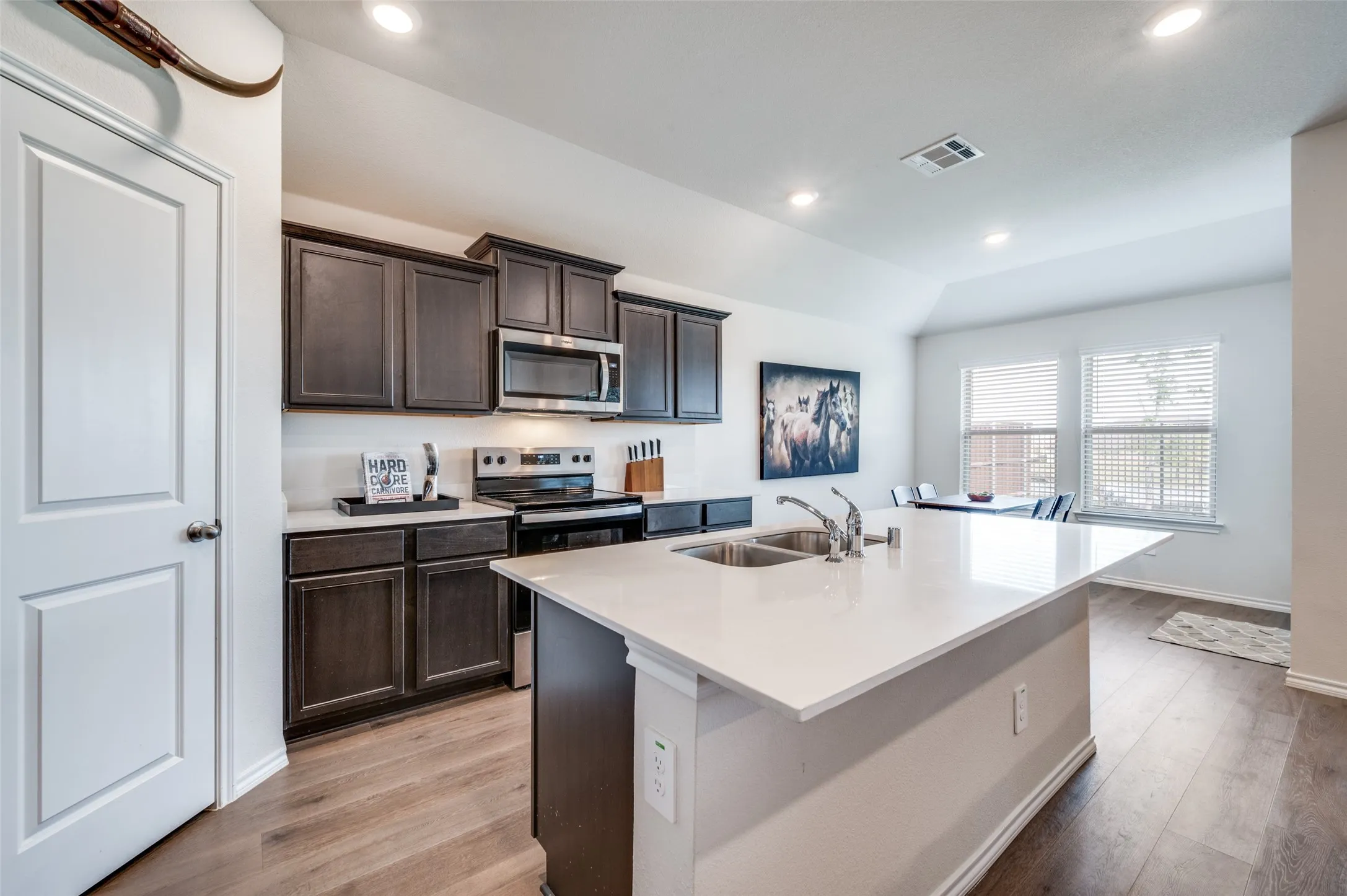Single Family Residence For Rent in Denton County , 13105 Dawson Drive, Providence Village, Texas 76227, 3 Bedroom, 2 Bathroom, 2 Garage spaces, 1,411 Sqft, built in 2024, mls#21277587, Real Estate Agent in Providence Village, Homes For Rent in Denton county, Homes For Rent in Providence Village, Realtor in Providence Village Texas, Real Estate Brokerage Independent Realty Texas, Luminita Cordes Realtor
