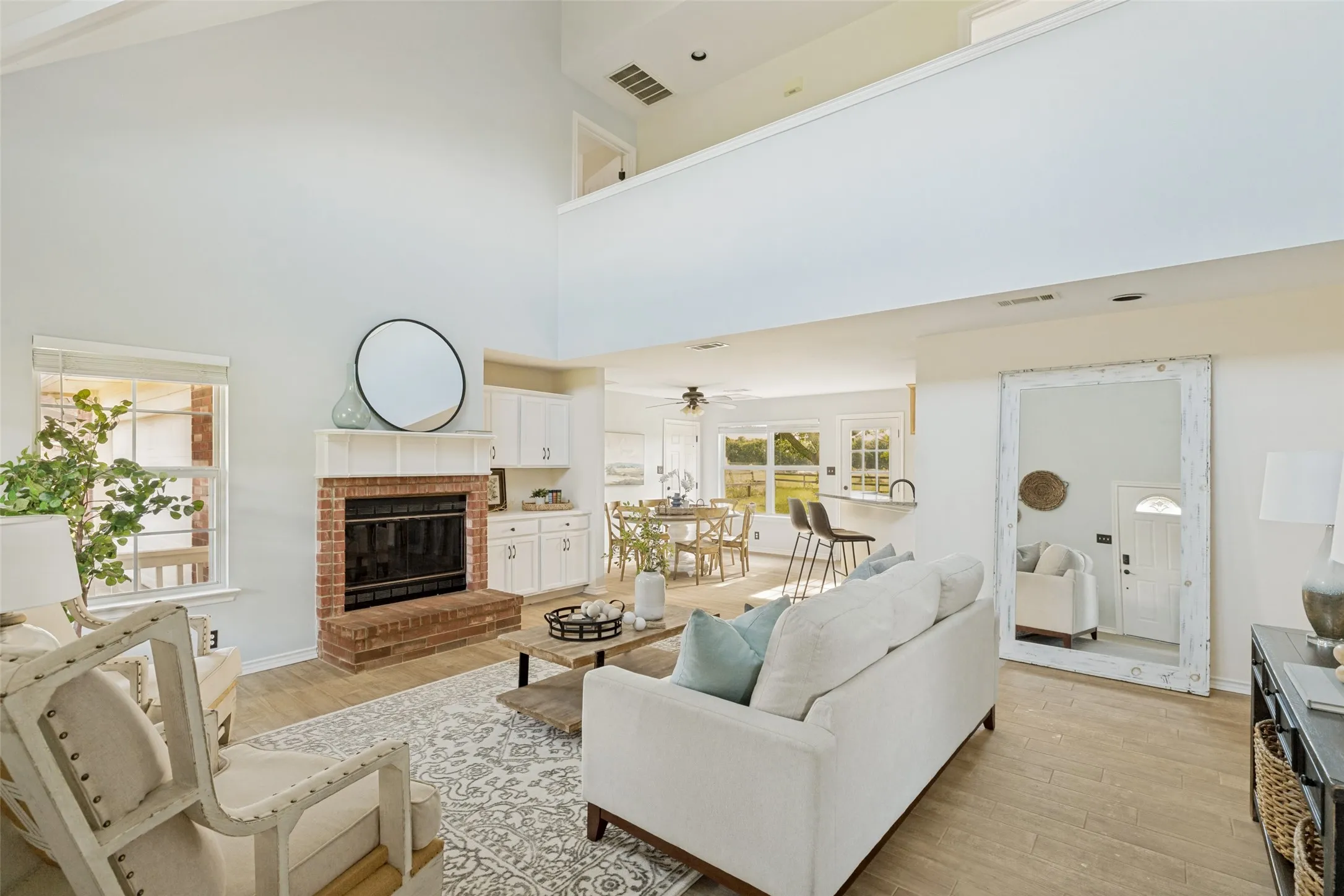 Single Family Residence For Sale in Collin County , 845 County Road 490, Princeton, Texas 75407, 4 Bedroom, 2 Bathroom, 2 Garage spaces, 2,677 Sqft, built in 1997, mls#21264386, Real Estate Agent in Princeton, Homes For Sale in Collin county, Homes For Sale in Princeton, Realtor in Princeton Texas, Real Estate Brokerage Independent Realty Texas, Luminita Cordes Realtor