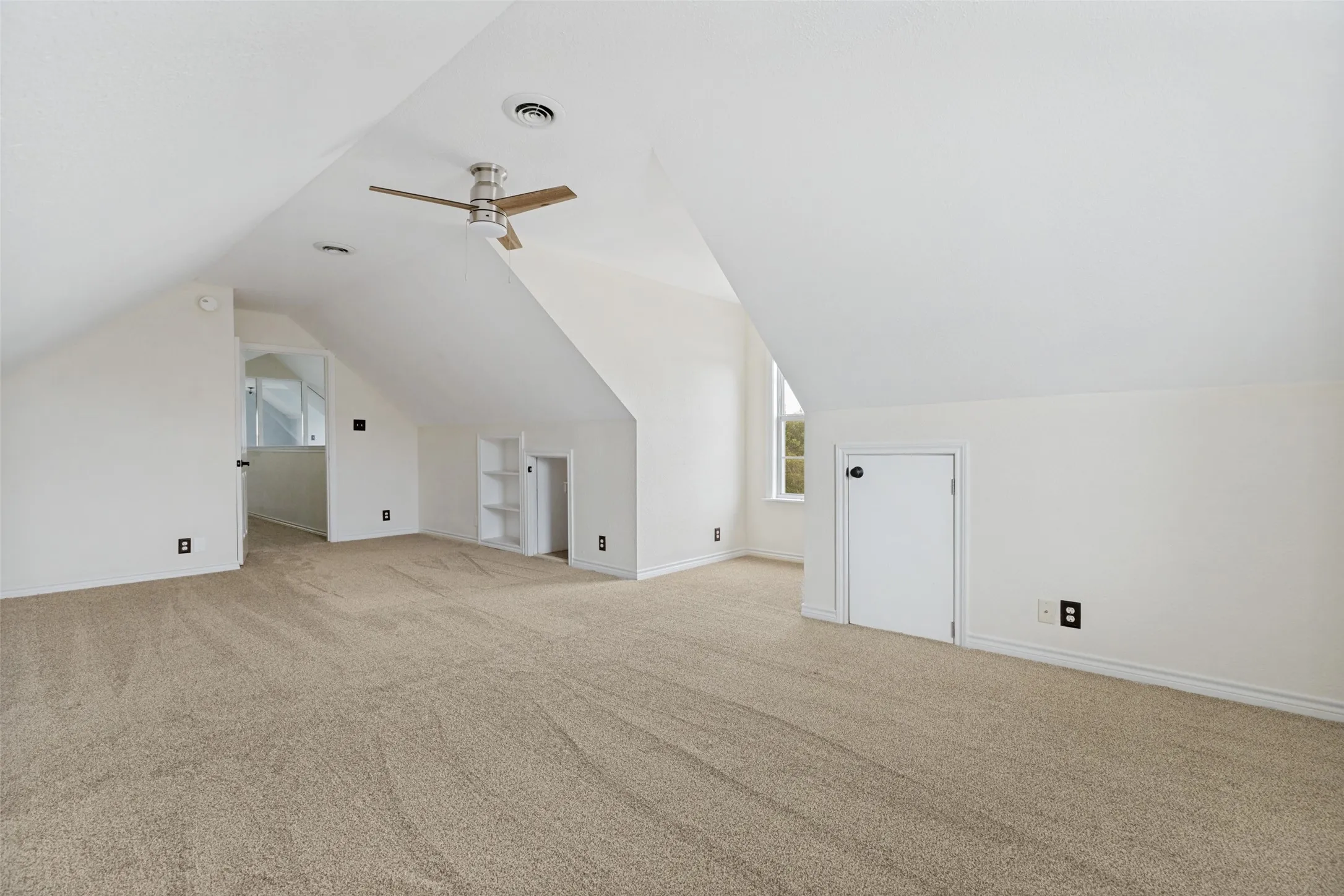 Single Family Residence For Sale in Collin County , 845 County Road 490, Princeton, Texas 75407, 4 Bedroom, 2 Bathroom, 2 Garage spaces, 2,677 Sqft, built in 1997, mls#21264386, Real Estate Agent in Princeton, Homes For Sale in Collin county, Homes For Sale in Princeton, Realtor in Princeton Texas, Real Estate Brokerage Independent Realty Texas, Luminita Cordes Realtor