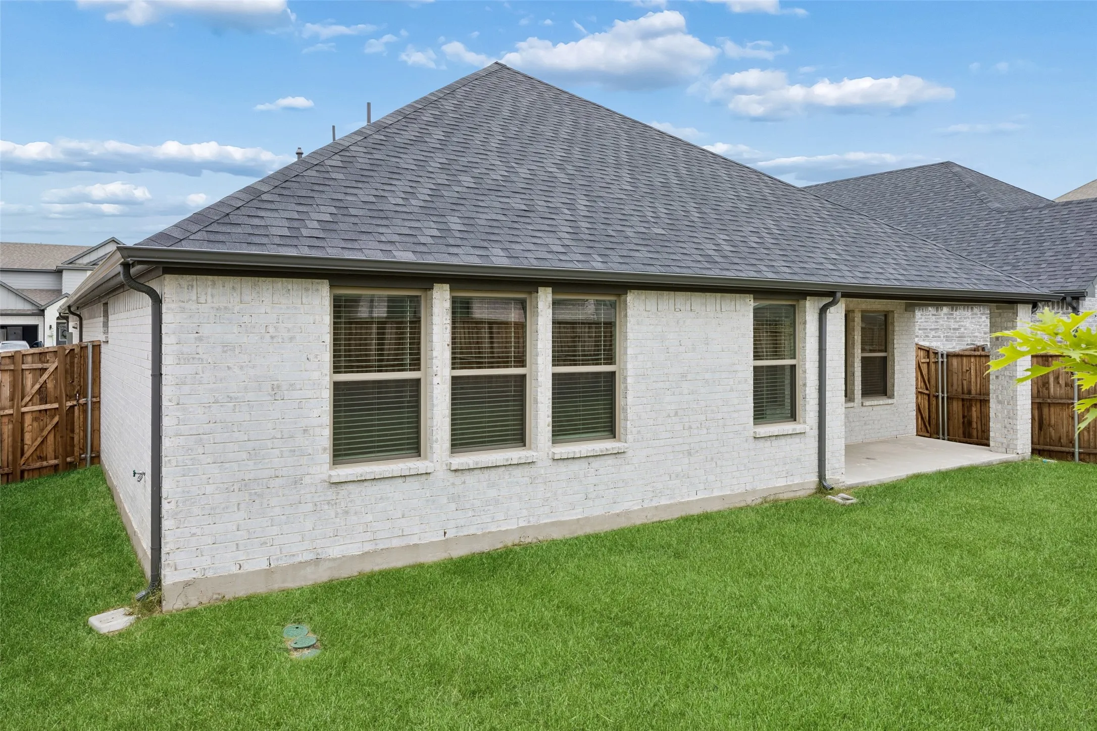 Single Family Residence For Sale in Collin County , 361 Silver Springs Lane, Lavon, Texas 75166, 4 Bedroom, 3 Bathroom, 2 Garage spaces, 2,466 Sqft, built in 2024, mls#21275777, Real Estate Agent in Lavon, Homes For Sale in Collin county, Homes For Sale in Lavon, Realtor in Lavon Texas, Real Estate Brokerage Independent Realty Texas, Luminita Cordes Realtor