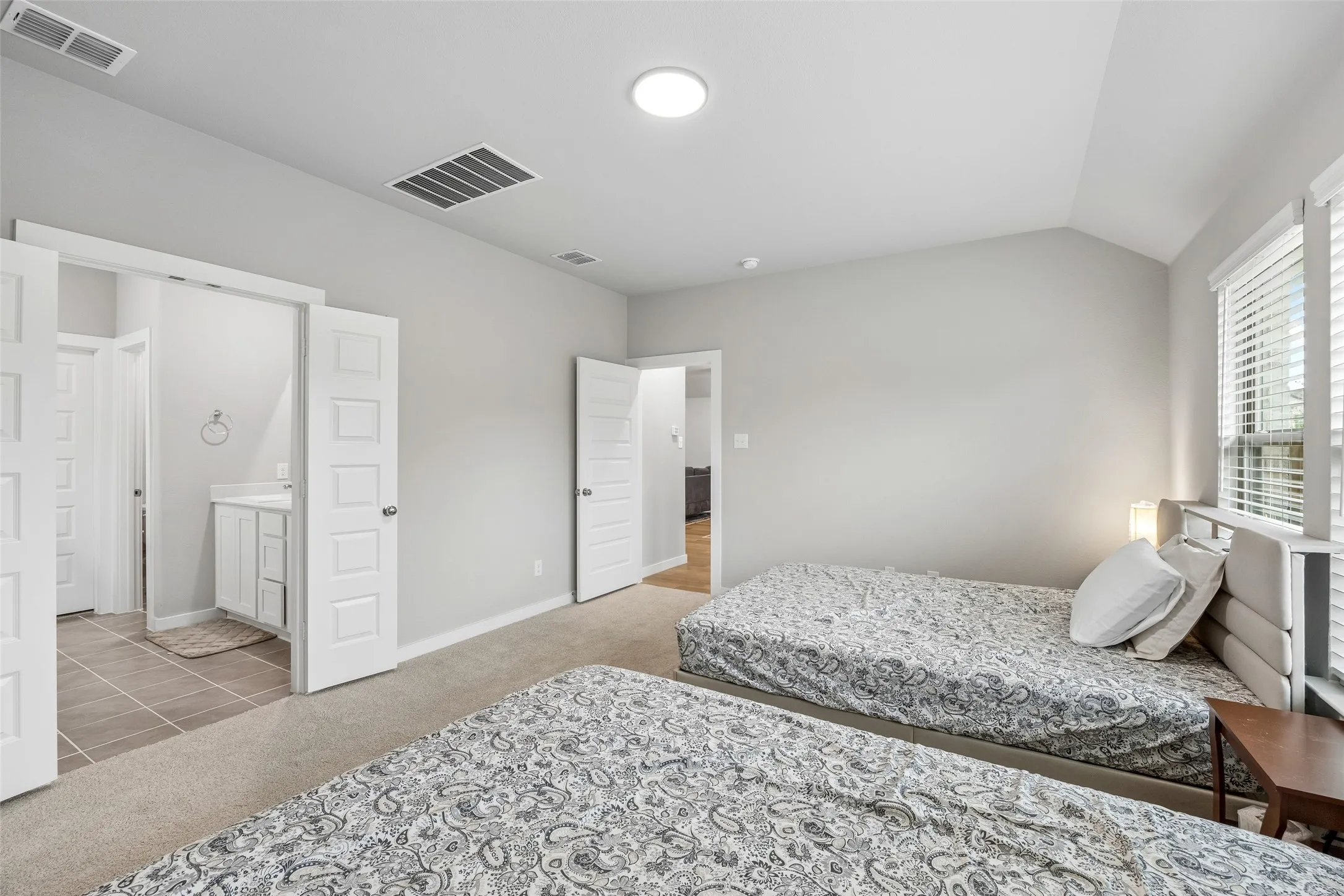 Single Family Residence For Sale in Collin County , 383 Silver Springs Lane, Lavon, Texas 75166, 4 Bedroom, 3 Bathroom, 2 Garage spaces, 2,466 Sqft, built in 2024, Price $384,900, mls#21275639, Real Estate Agent in Lavon, Homes For Sale in Collin county, Homes For Sale in Lavon, Realtor in Lavon Texas, Real Estate Brokerage Independent Realty Texas, Luminita Cordes Realtor