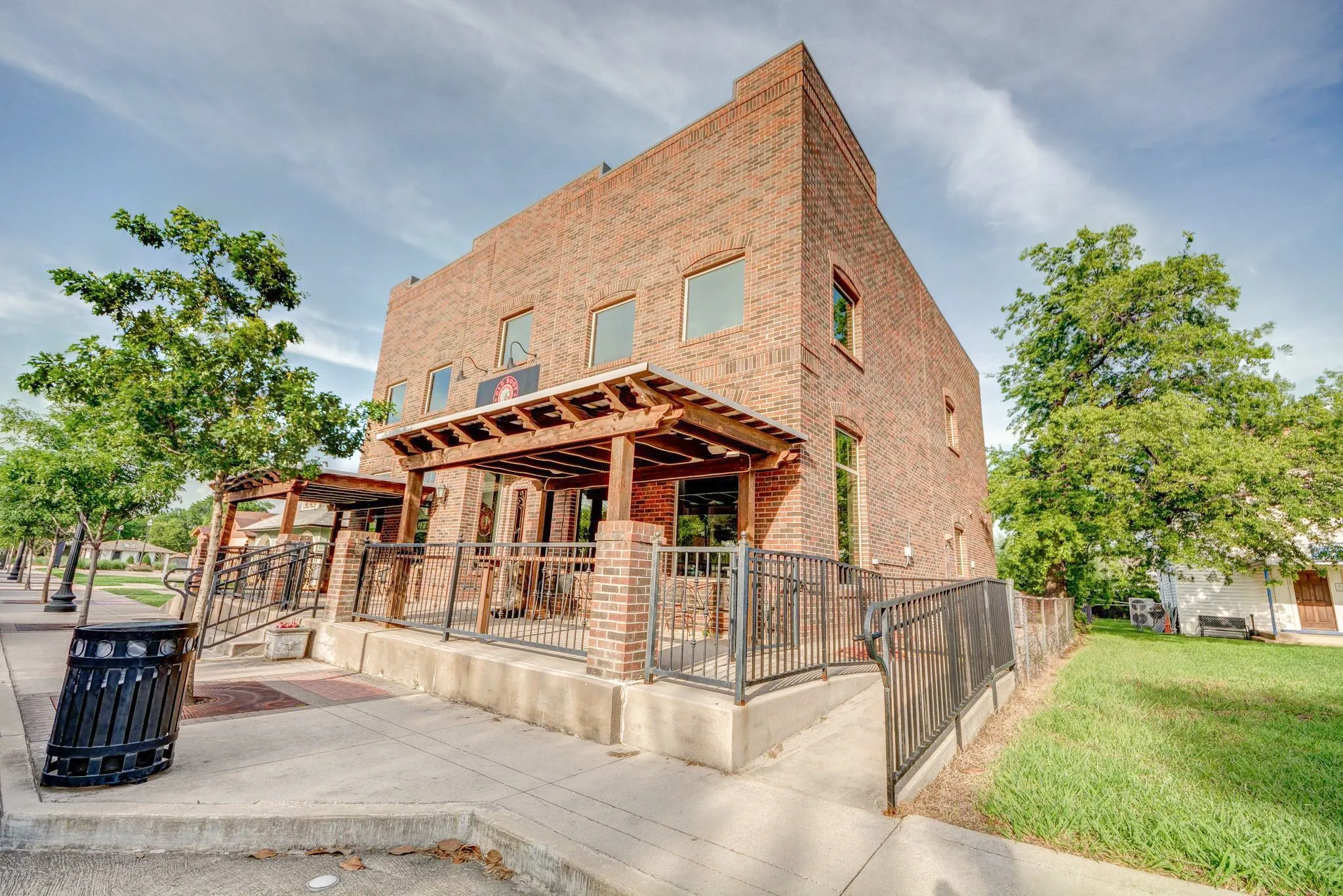 Office For Rent in Denton County , 304 N Oak Street, Roanoke, Texas 76262, 0, 0, Garage spaces, 0 Sqft, built in 2008, Price $8,000, mls#21277651, Real Estate Agent in Roanoke, Homes For Rent in Denton county, Homes For Rent in Roanoke, Realtor in Roanoke Texas, Real Estate Brokerage Independent Realty Texas, Luminita Cordes Realtor