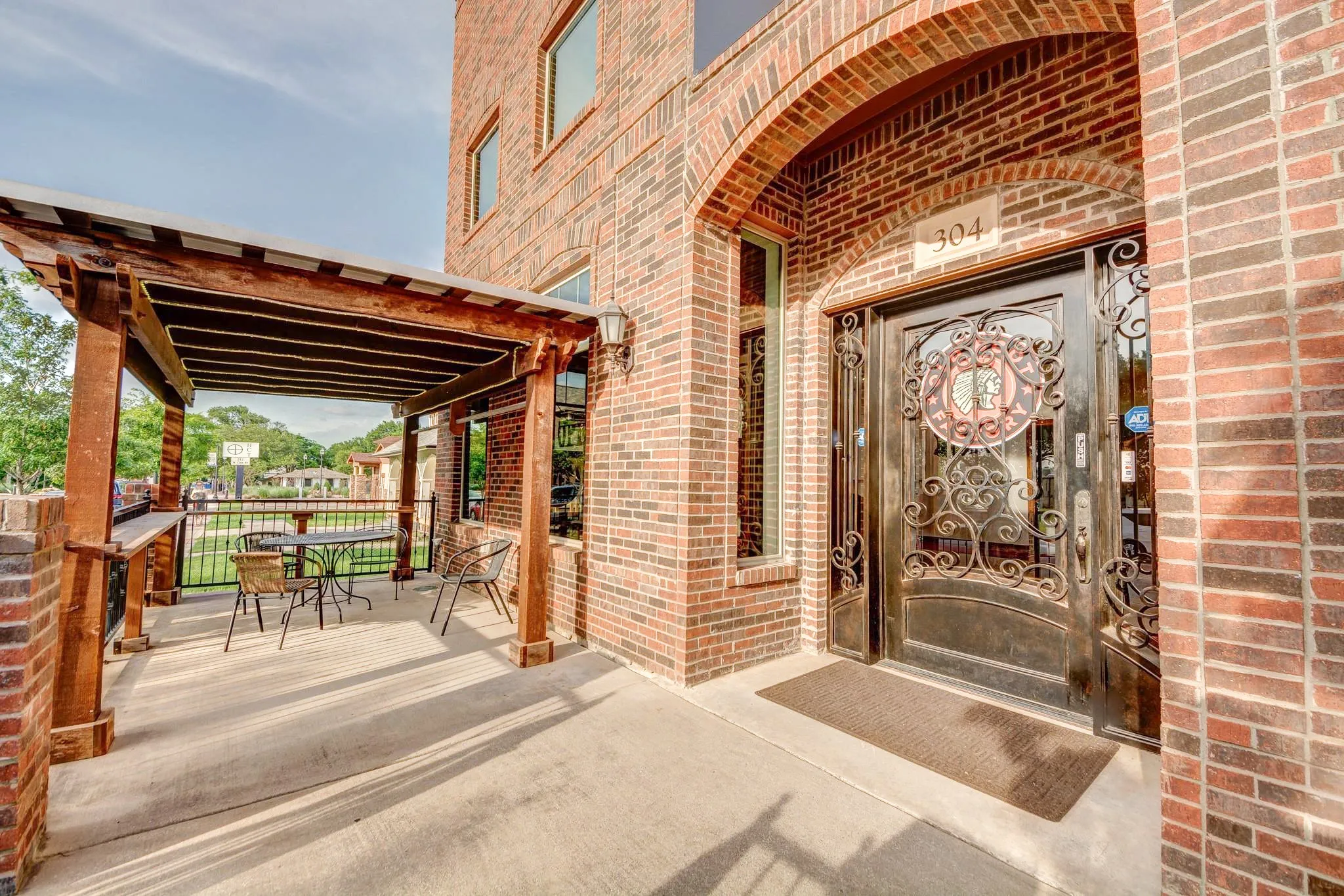 Office For Rent in Denton County , 304 N Oak Street, Roanoke, Texas 76262, 0, 0, Garage spaces, 0 Sqft, built in 2008, Price $8,000, mls#21277651, Real Estate Agent in Roanoke, Homes For Rent in Denton county, Homes For Rent in Roanoke, Realtor in Roanoke Texas, Real Estate Brokerage Independent Realty Texas, Luminita Cordes Realtor
