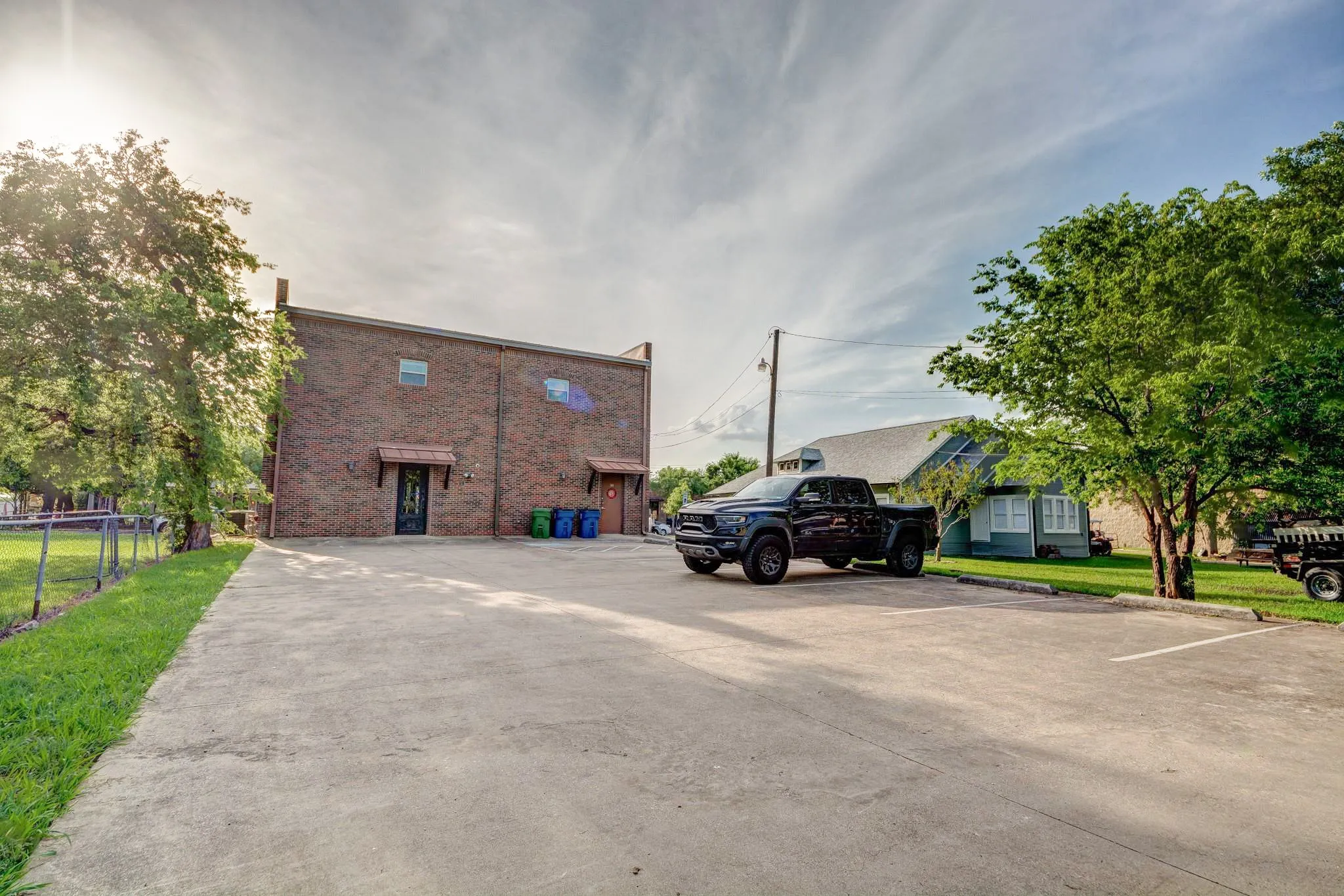 Office For Rent in Denton County , 304 N Oak Street, Roanoke, Texas 76262, 0, 0, Garage spaces, 0 Sqft, built in 2008, Price $8,000, mls#21277651, Real Estate Agent in Roanoke, Homes For Rent in Denton county, Homes For Rent in Roanoke, Realtor in Roanoke Texas, Real Estate Brokerage Independent Realty Texas, Luminita Cordes Realtor