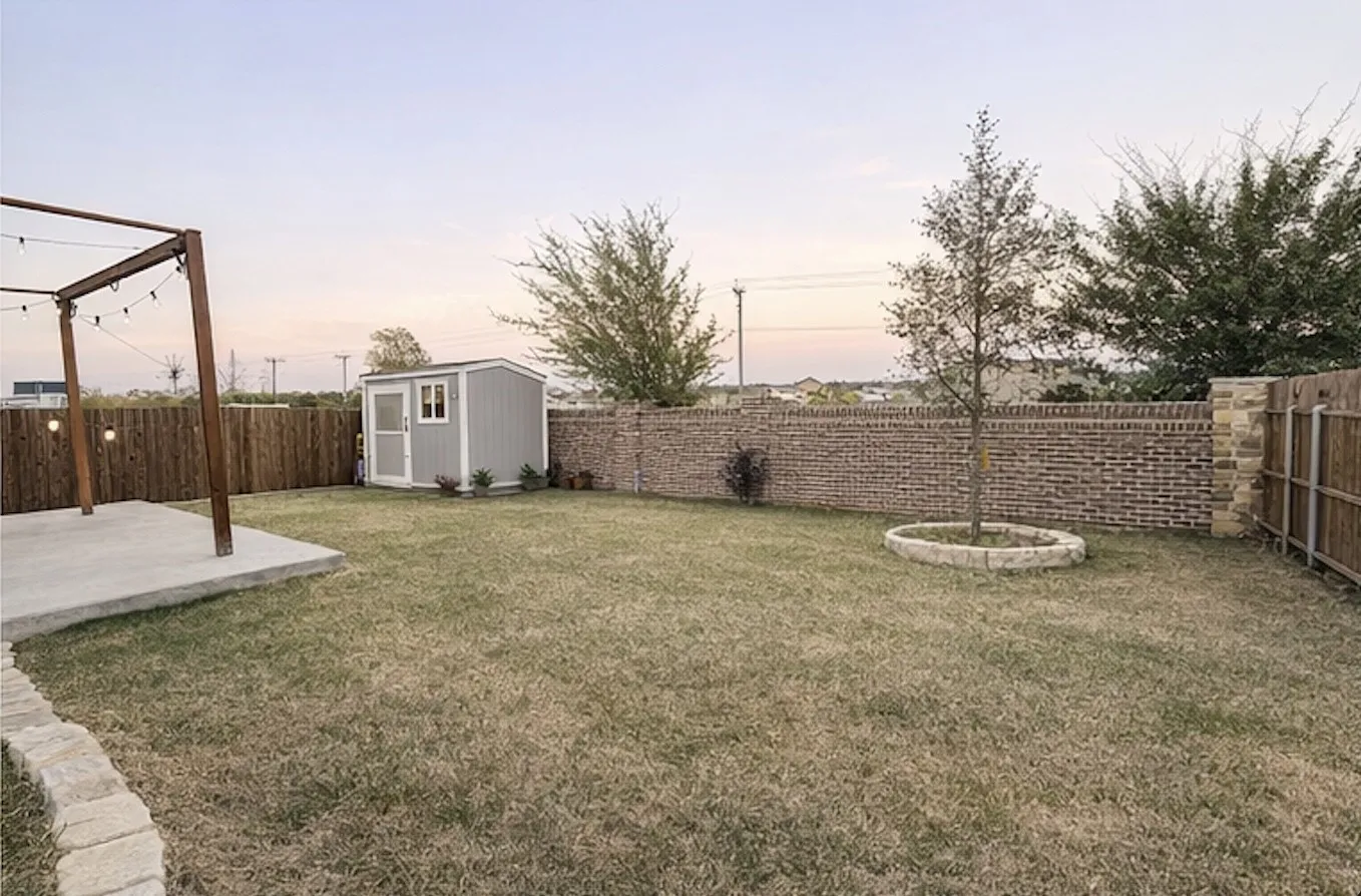 Single Family Residence For Sale in Hunt County , 4016 De Berry Lane, Royse City, Texas 75189, 4 Bedroom, 2 Bathroom, 2 Garage spaces, 2,681 Sqft, built in 2022, mls#21277671, Real Estate Agent in Royse City, Homes For Sale in Hunt county, Homes For Sale in Royse City, Realtor in Royse City Texas, Real Estate Brokerage Independent Realty Texas, Luminita Cordes Realtor