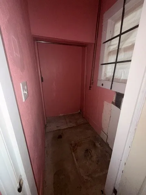 Single Family Residence For Sale in Dallas County , 417 W Brooklyn Avenue, Dallas, Texas 75208, 3 Bedroom, 1 Bathroom, Garage spaces, 1,226 Sqft, built in 1920, mls#21277672, Real Estate Agent in Dallas, Homes For Sale in Dallas county, Homes For Sale in Dallas, Realtor in Dallas Texas, Real Estate Brokerage Independent Realty Texas, Luminita Cordes Realtor