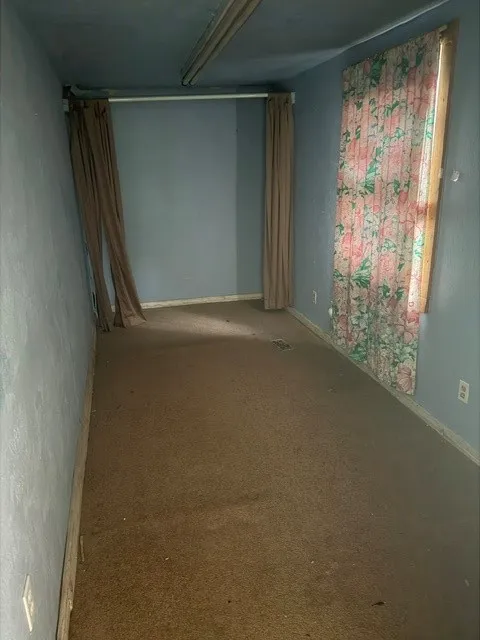 Single Family Residence For Sale in Dallas County , 417 W Brooklyn Avenue, Dallas, Texas 75208, 3 Bedroom, 1 Bathroom, Garage spaces, 1,226 Sqft, built in 1920, mls#21277672, Real Estate Agent in Dallas, Homes For Sale in Dallas county, Homes For Sale in Dallas, Realtor in Dallas Texas, Real Estate Brokerage Independent Realty Texas, Luminita Cordes Realtor