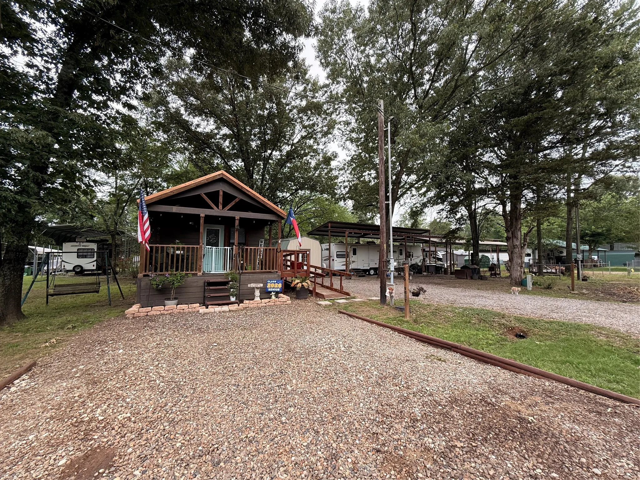 Manufactured Home For Sale in Wood County , 6435 FM 17 LOTS 205-207, Yantis, Texas 75497, 1 Bedroom, 1 Bathroom, Garage spaces, 399 Sqft, built in 2019, mls#21277598, Real Estate Agent in Yantis, Homes For Sale in Wood county, Homes For Sale in Yantis, Realtor in Yantis Texas, Real Estate Brokerage Independent Realty Texas, Luminita Cordes Realtor