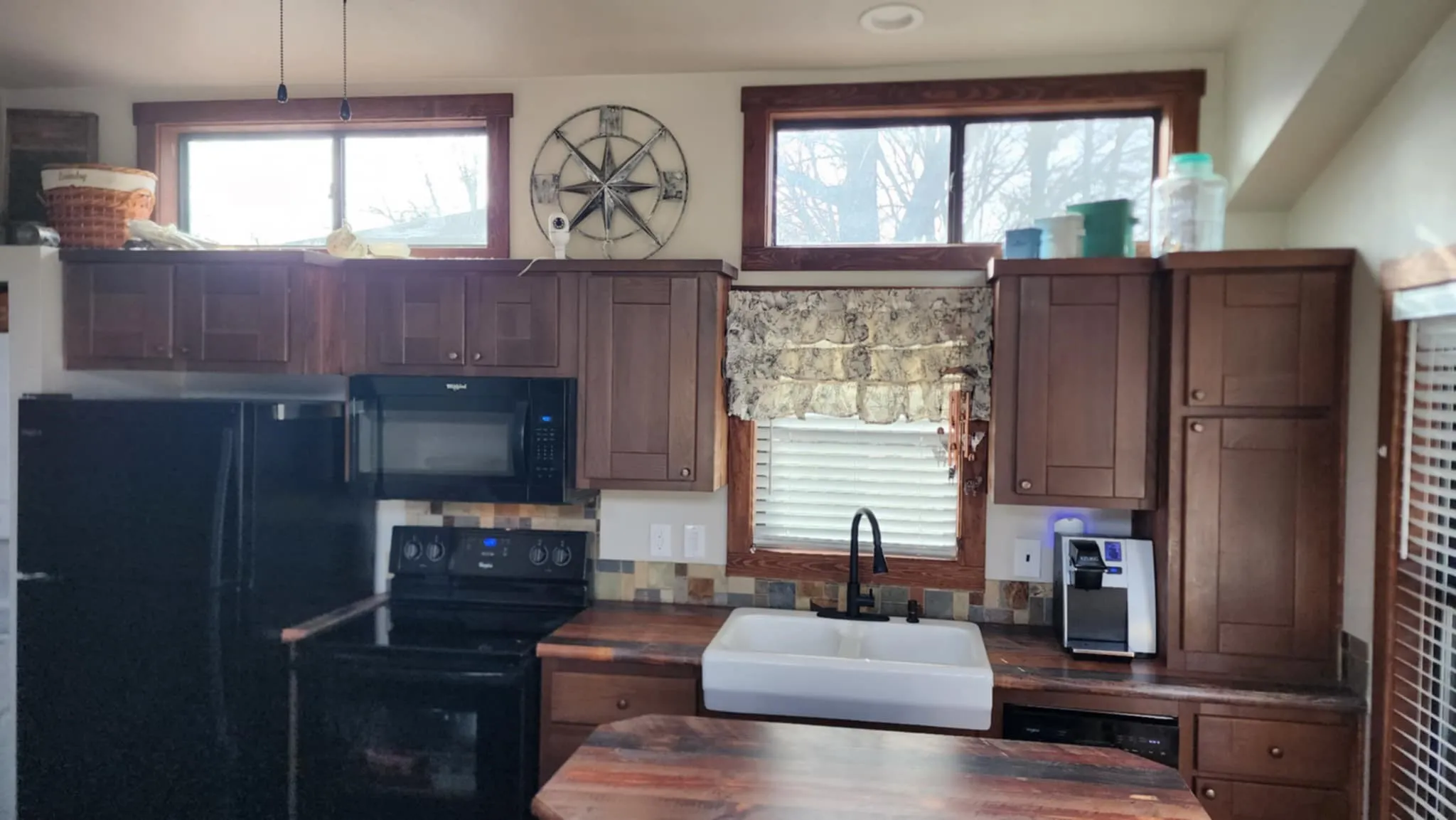 Manufactured Home For Sale in Wood County , 6435 FM 17 LOTS 205-207, Yantis, Texas 75497, 1 Bedroom, 1 Bathroom, Garage spaces, 399 Sqft, built in 2019, mls#21277598, Real Estate Agent in Yantis, Homes For Sale in Wood county, Homes For Sale in Yantis, Realtor in Yantis Texas, Real Estate Brokerage Independent Realty Texas, Luminita Cordes Realtor