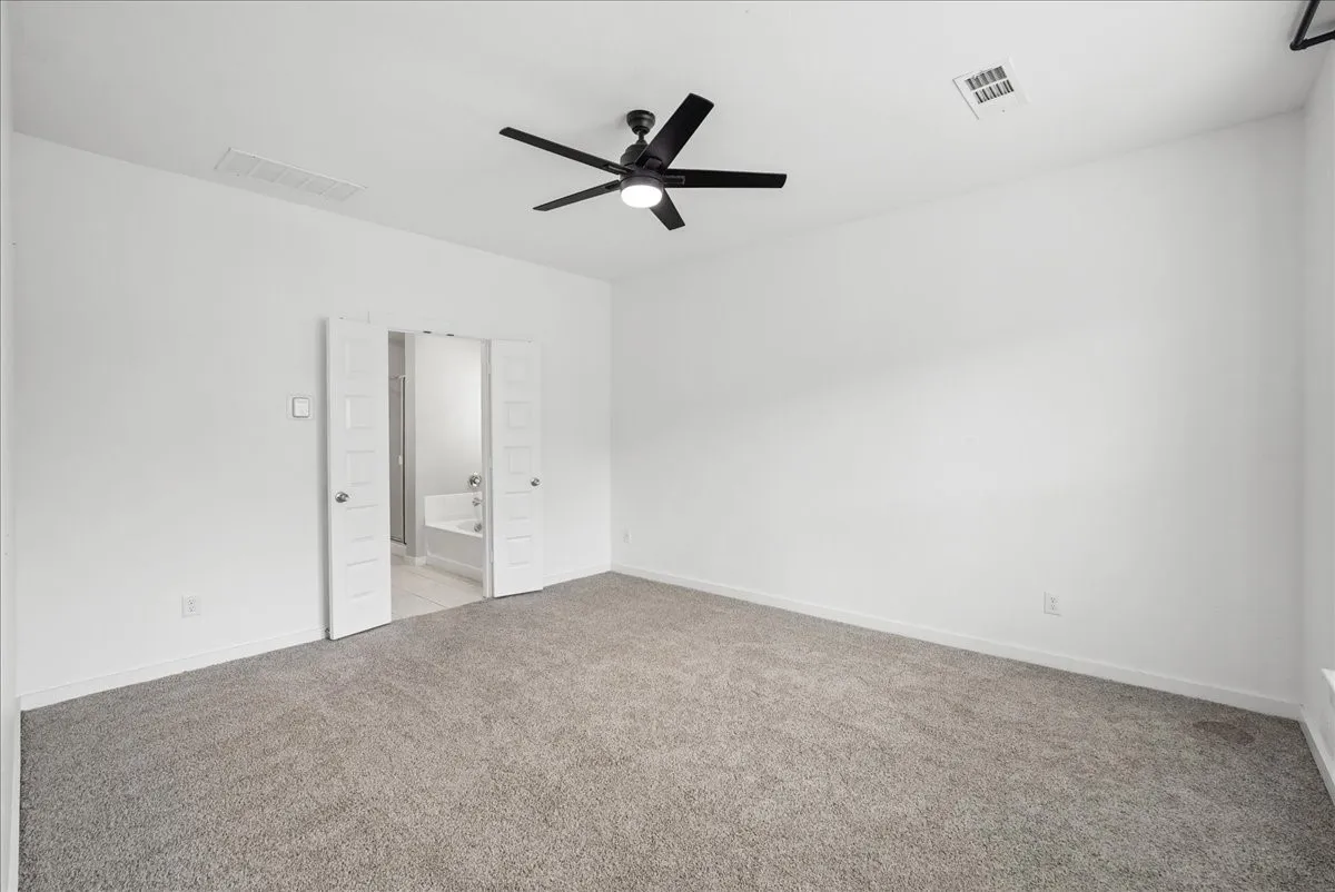 Single Family Residence For Sale in Kaufman County , 3911 Rochelle Lane, Forney, Texas 75126, 4 Bedrooms, 3 Bathrooms, 2 Garage spaces, 2,360 Sqft, built in 2020, Price $350,000, mls#21277680, Real Estate Agent in Forney, Homes For Sale in Kaufman county, Homes For Sale in Forney, Realtor in Forney Texas, Real Estate Brokerage Independent Realty Texas, Luminita Cordes Realtor