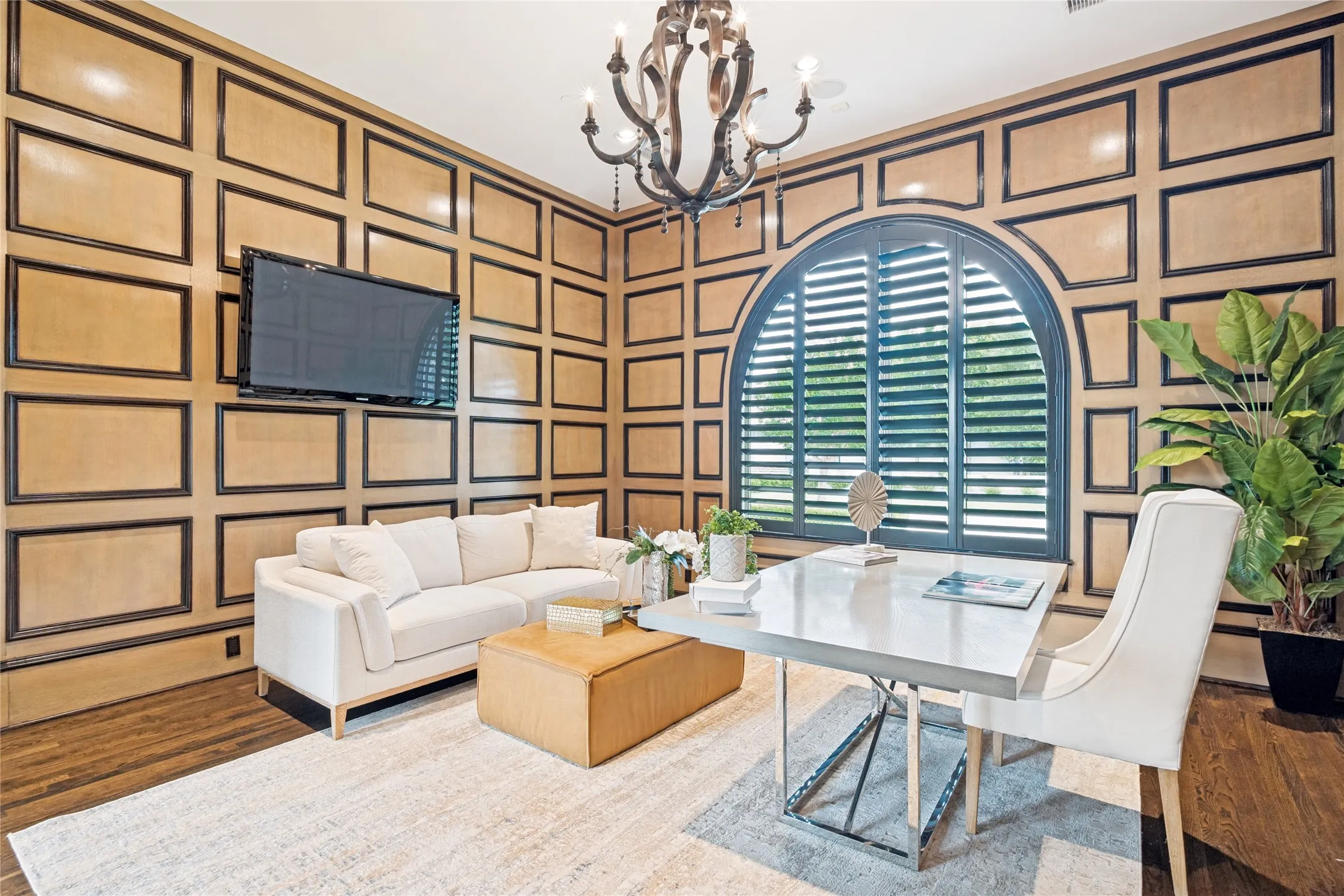 Single Family Residence For Sale in Denton County , 6432 Sudbury Road, Plano, Texas 75024, 6 Bedroom, 9 Bathroom, 4 Garage spaces, 13,265 Sqft, built in 2005, Price $7,999,000, mls#21277681, Real Estate Agent in Plano, Homes For Sale in Denton county, Homes For Sale in Plano, Realtor in Plano Texas, Real Estate Brokerage Independent Realty Texas, Luminita Cordes Realtor