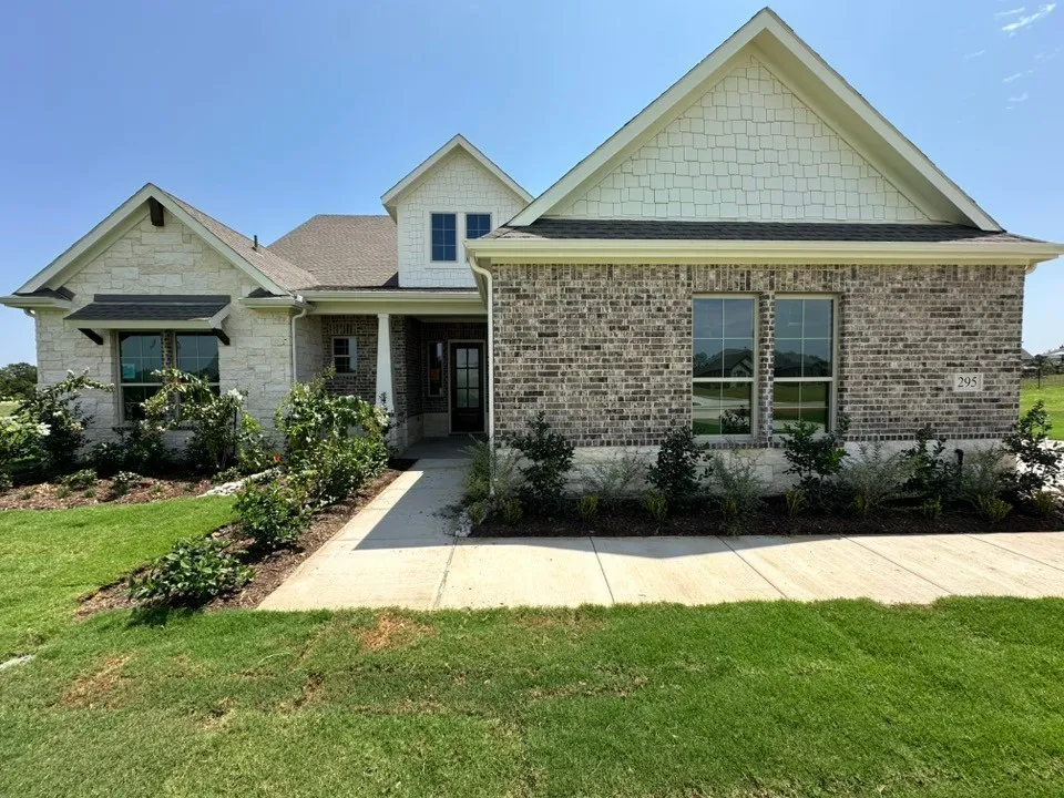 Single Family Residence For Sale in Fannin County , 295 Brown Road, Leonard, Texas 75452, 4 Bedroom, 4 Bathroom, 3 Garage spaces, 3,412 Sqft, built in 2026, mls#21272970, Real Estate Agent in Leonard, Homes For Sale in Fannin county, Homes For Sale in Leonard, Realtor in Leonard Texas, Real Estate Brokerage Independent Realty Texas, Luminita Cordes Realtor