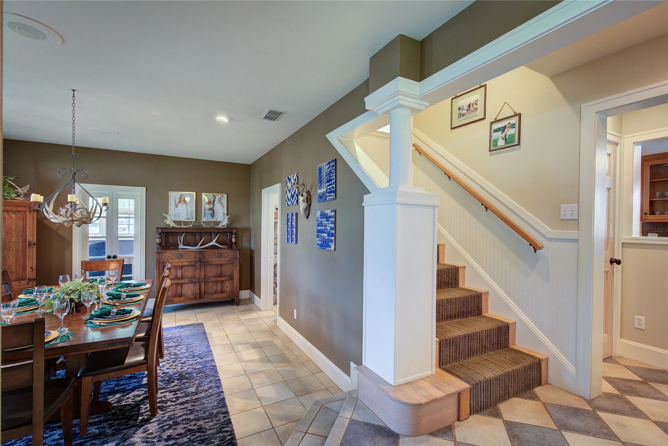 Single Family Residence For Sale in Hopkins County , 2 Jennifer Lane, Sulphur Springs, Texas 75482, 4 Bedroom, 4 Bathroom, 3 Garage spaces, 3,972 Sqft, built in 1997, mls#21275734, Real Estate Agent in Sulphur Springs, Homes For Sale in Hopkins county, Homes For Sale in Sulphur Springs, Realtor in Sulphur Springs Texas, Real Estate Brokerage Independent Realty Texas, Luminita Cordes Realtor