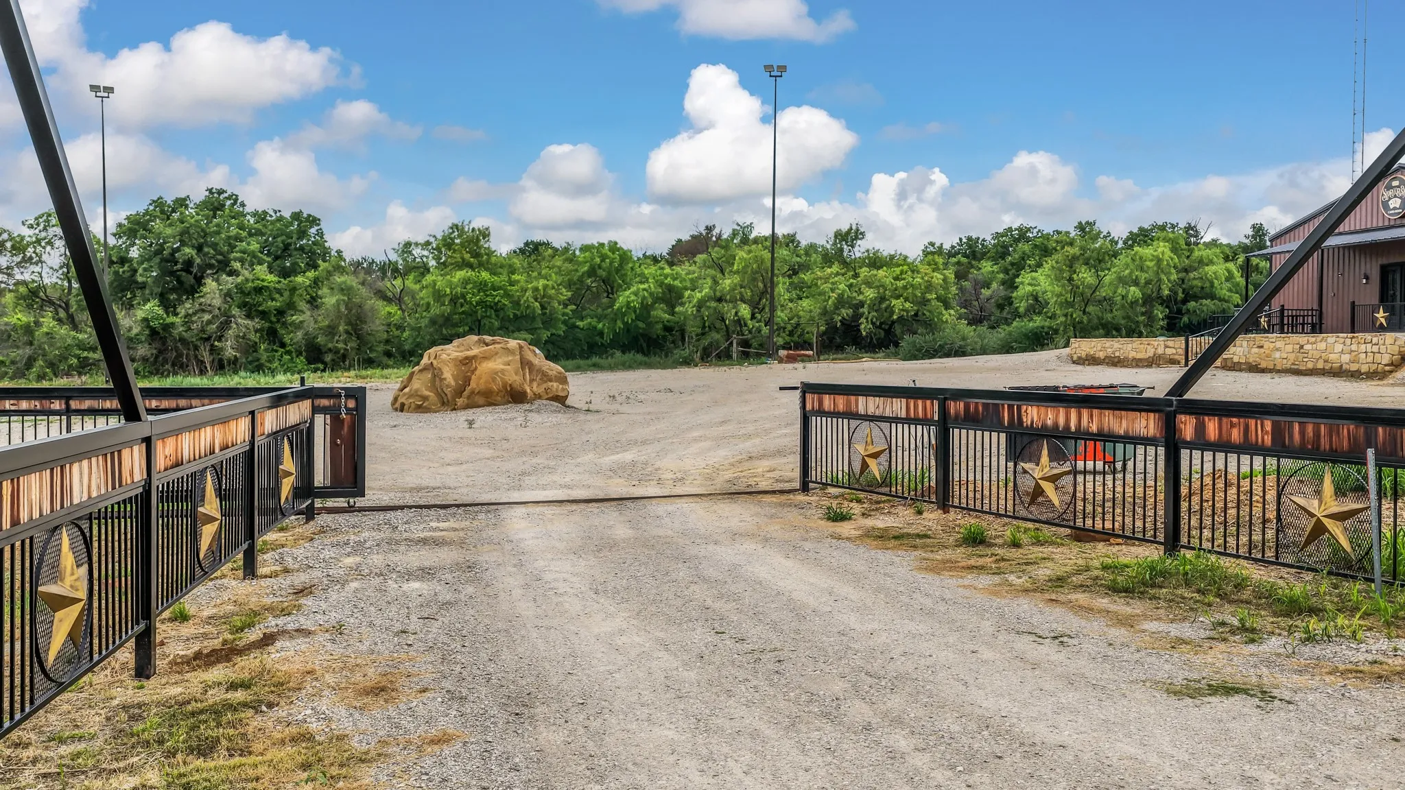 Business For Sale in Palo Pinto County , 76500 E I-20 Highway, Gordon, Texas 76453, 0, 0, Garage spaces, 0 Sqft, built in 2026, Price $1,800,000, mls#21253961, Real Estate Agent in Gordon, Homes For Sale in Palo Pinto county, Homes For Sale in Gordon, Realtor in Gordon Texas, Real Estate Brokerage Independent Realty Texas, Luminita Cordes Realtor