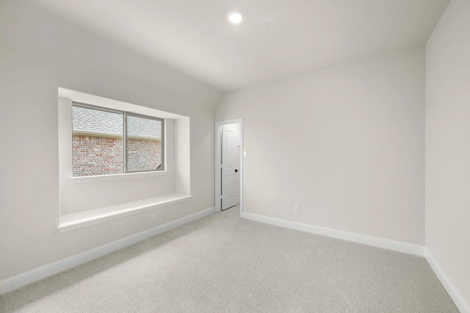 DFW-Silo Mills-Concept 3015-7861 Barley Field Street-Bedroom-Risewell Homes-2