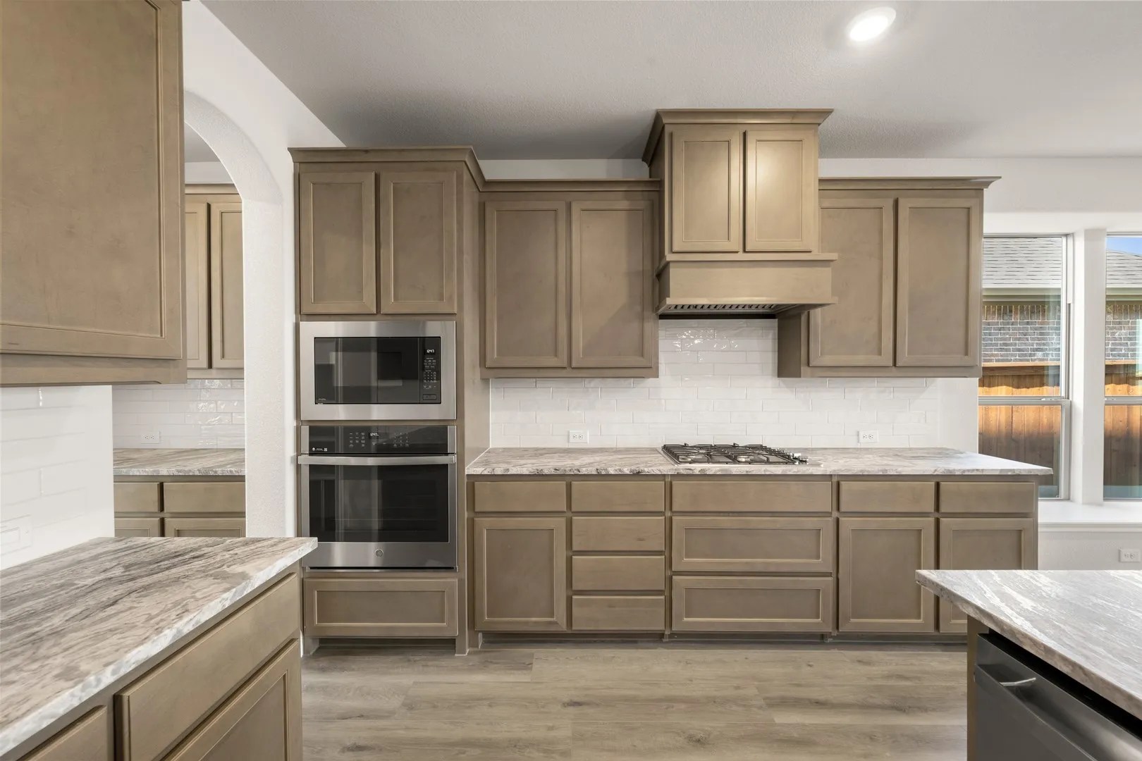 DFW-Silo Mills-Concept 3015-7861 Barley Field Street-Kitchen-Risewell Homes-4