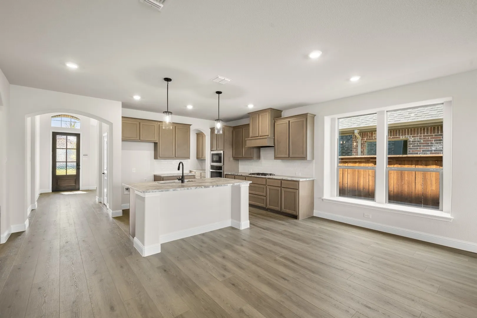 DFW-Silo Mills-Concept 3015-7861 Barley Field Street-Kitchen-Risewell Homes-5