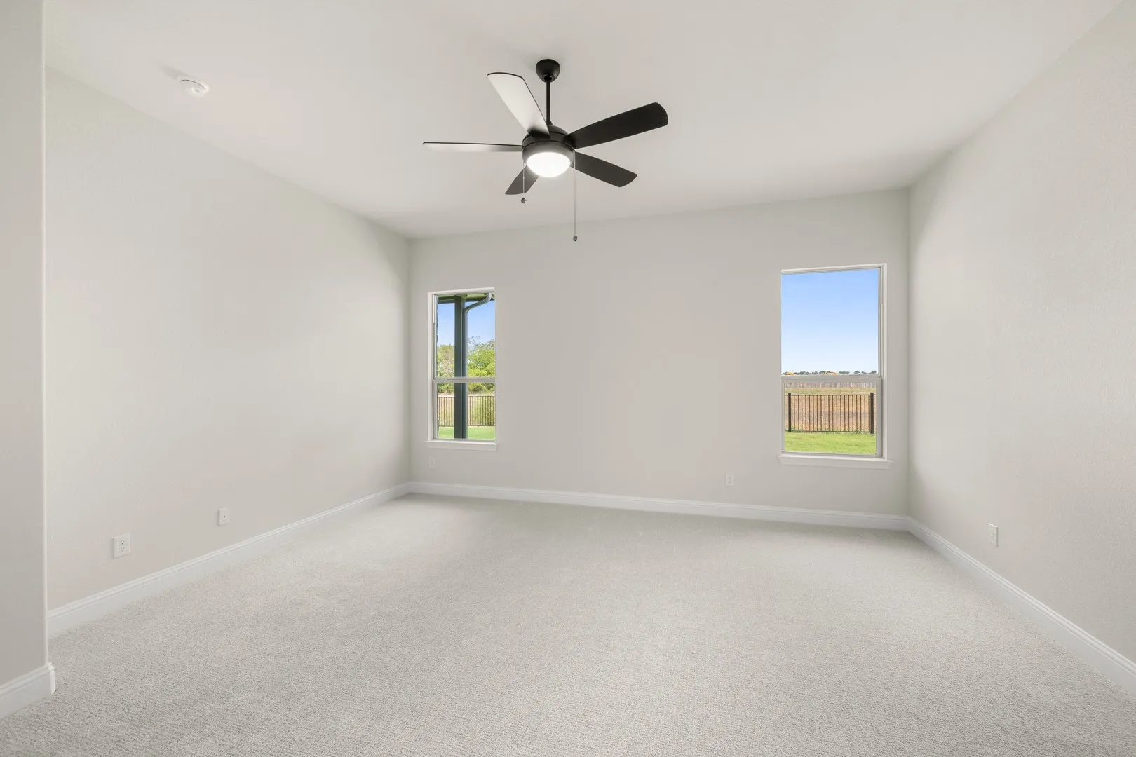 DFW-Silo Mills-Concept 3015-7861 Barley Field Street-Primary Suite-Risewell Homes-1