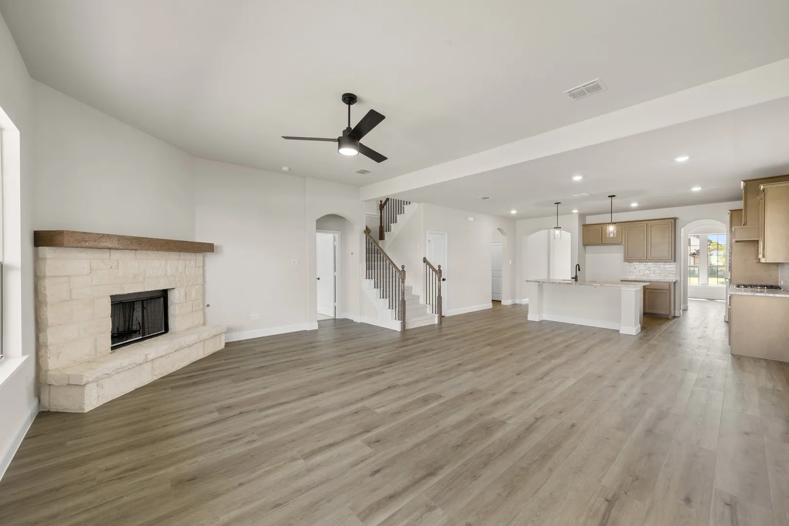 DFW-Silo Mills-Concept 3015-7861 Barley Field Street-Living Room-Risewell Homes-1