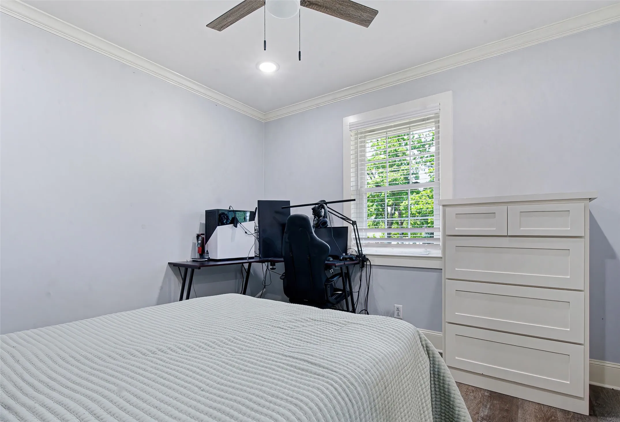 Single Family Residence For Sale in Smith County , 1901 Sterling Drive, Tyler, Texas 75701, 3 Bedroom, 2 Bathroom, 2 Garage spaces, 1,931 Sqft, built in 1965, mls#21276868, Real Estate Agent in Tyler, Homes For Sale in Smith county, Homes For Sale in Tyler, Realtor in Tyler Texas, Real Estate Brokerage Independent Realty Texas, Luminita Cordes Realtor