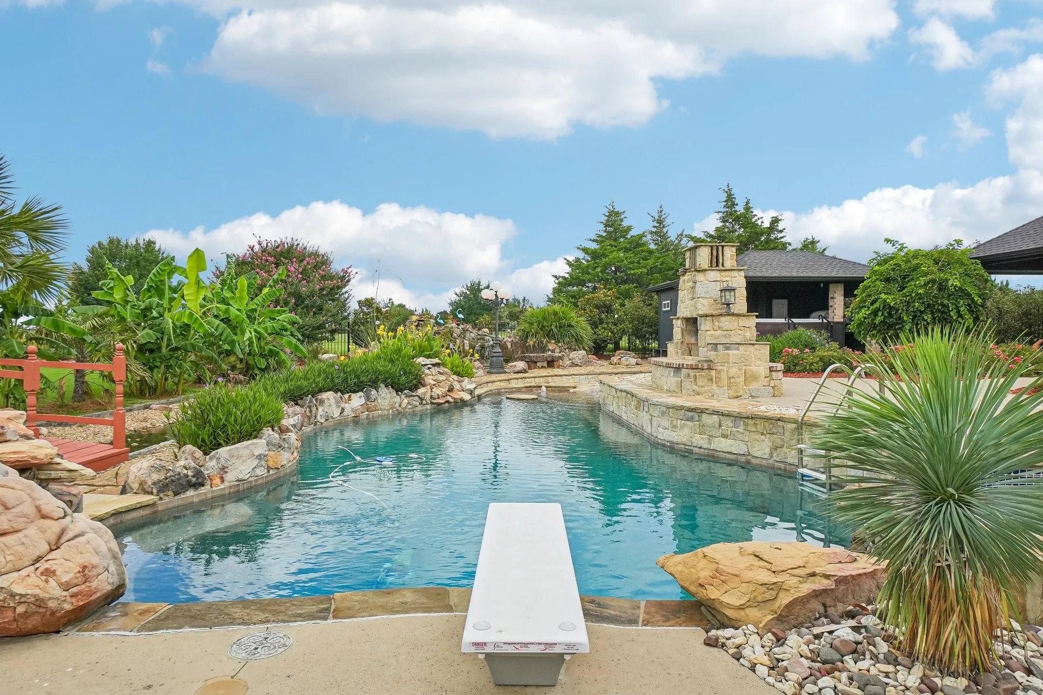 Single Family Residence For Sale in Rockwall County , 484 Savannah Hill, Rockwall, Texas 75032, 4 Bedroom, 5 Bathroom, 3 Garage spaces, 3,994 Sqft, built in 2007, mls#21276739, Real Estate Agent in Rockwall, Homes For Sale in Rockwall county, Homes For Sale in Rockwall, Realtor in Rockwall Texas, Real Estate Brokerage Independent Realty Texas, Luminita Cordes Realtor