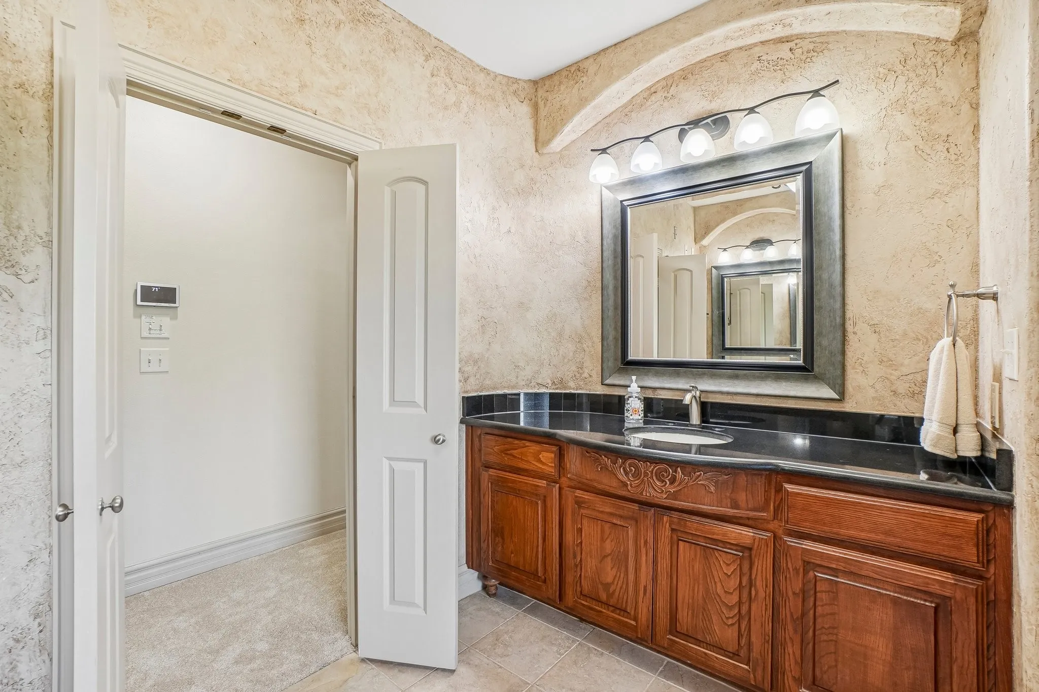 Single Family Residence For Sale in Rockwall County , 484 Savannah Hill, Rockwall, Texas 75032, 4 Bedroom, 5 Bathroom, 3 Garage spaces, 3,994 Sqft, built in 2007, mls#21276739, Real Estate Agent in Rockwall, Homes For Sale in Rockwall county, Homes For Sale in Rockwall, Realtor in Rockwall Texas, Real Estate Brokerage Independent Realty Texas, Luminita Cordes Realtor