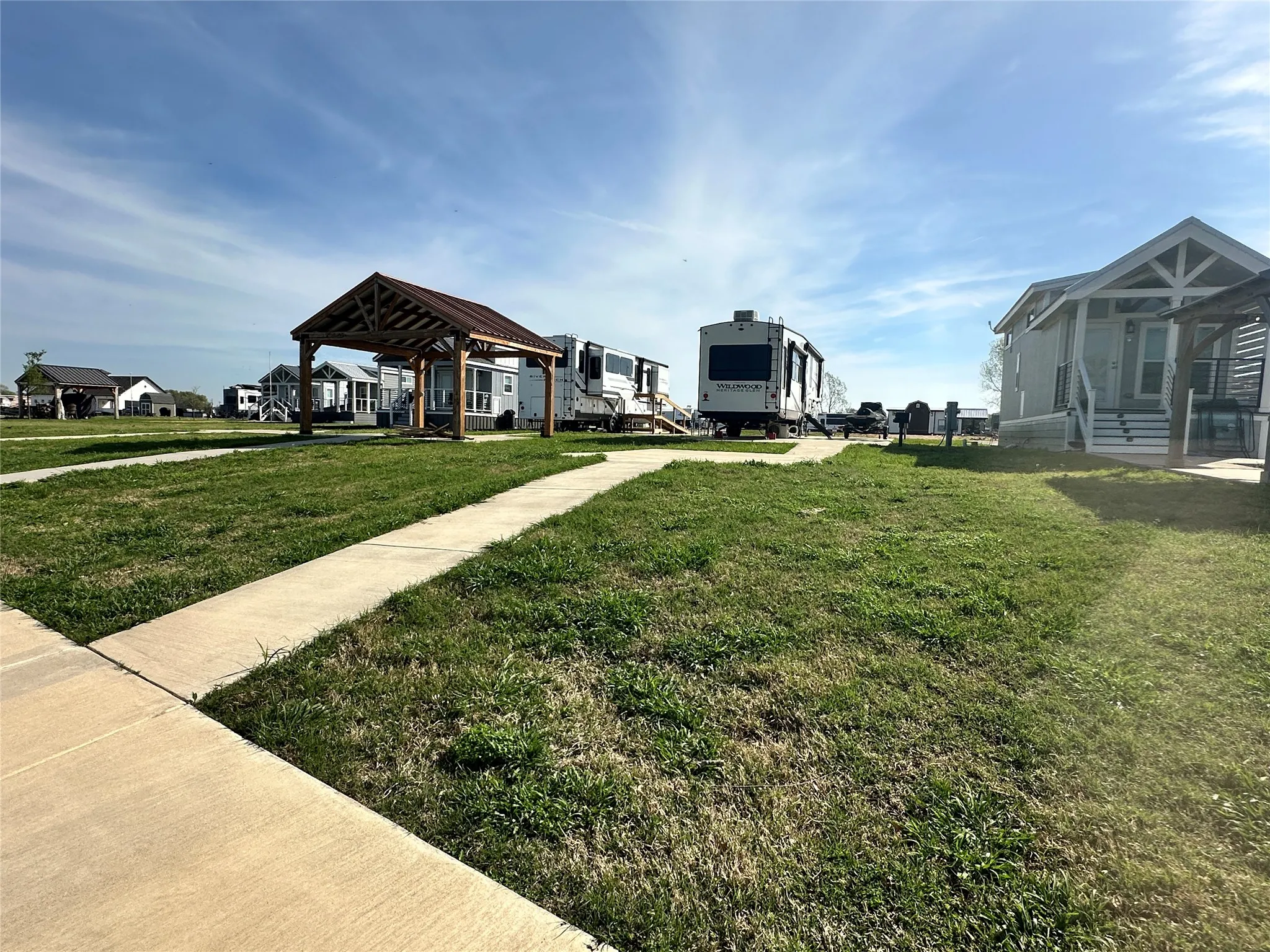 RV not included the sale - but can be purchased additionally.