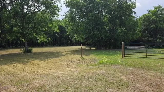 Unimproved Land For Sale in Fannin County , 100 Block Ross Avenue, Trenton, Texas 75490, 0, 0, Garage spaces, 0 Sqft, built in 0, Price $224,500, mls#21277792, Real Estate Agent in Trenton, Homes For Sale in Fannin county, Homes For Sale in Trenton, Realtor in Trenton Texas, Real Estate Brokerage Independent Realty Texas, Luminita Cordes Realtor