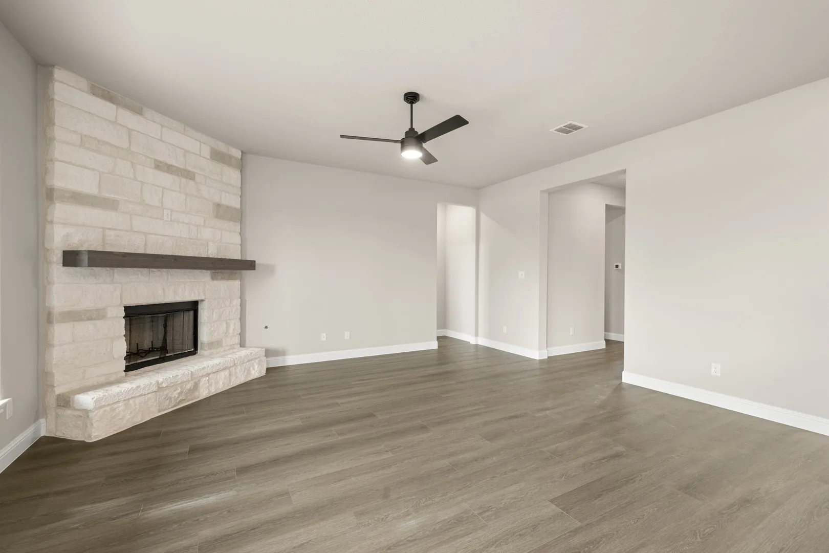 DFW-Silo Mills-Concept 2040-7857 Barley Field Street-Living Room-Risewell Homes-2