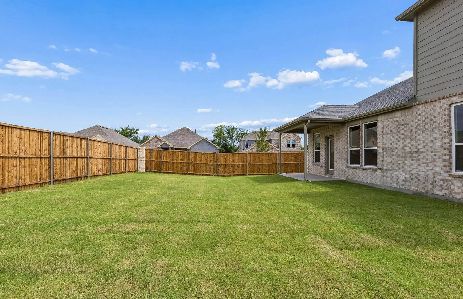 Oversized fenced-in backyard