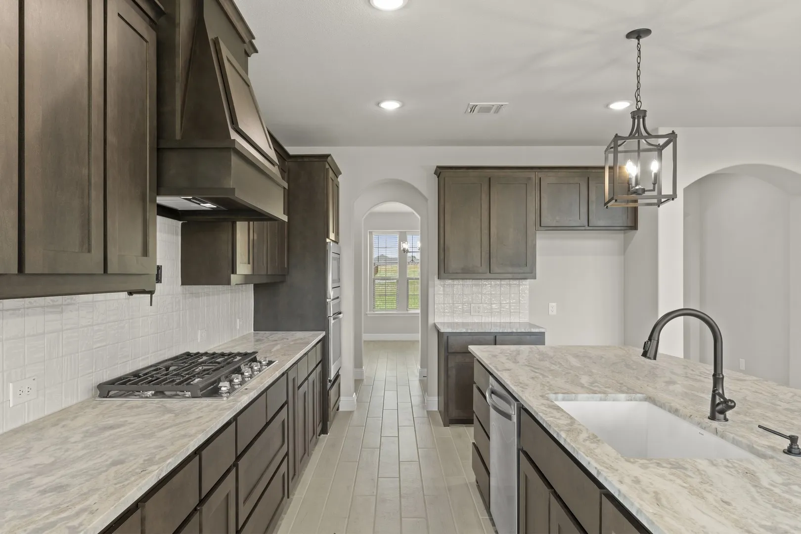 DFW-Lovers Landing-Concept 3218-915 Allegro Avenue-Kitchen3-Risewell Homes