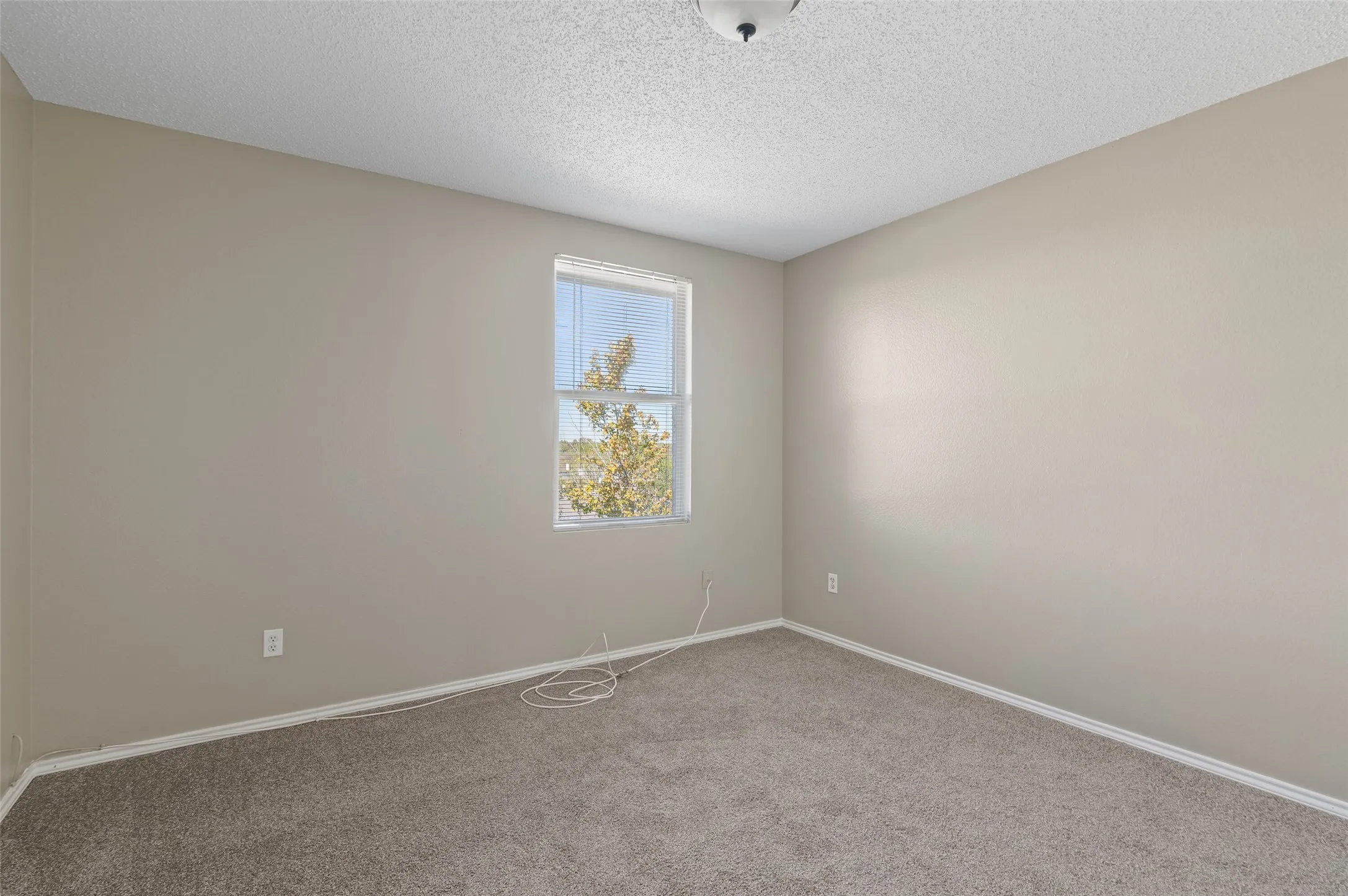 Single Family Residence For Rent in Dallas County , 1308 Dawson Way, Mesquite, Texas 75181, 4 Bedrooms, 3 Bathrooms, 2 Garage spaces, 2,476 Sqft, built in 2004, Price $3,500, mls#21267209, Real Estate Agent in Mesquite, Homes For Rent in Dallas county, Homes For Rent in Mesquite, Realtor in Mesquite Texas, Real Estate Brokerage Independent Realty Texas, Luminita Cordes Realtor
